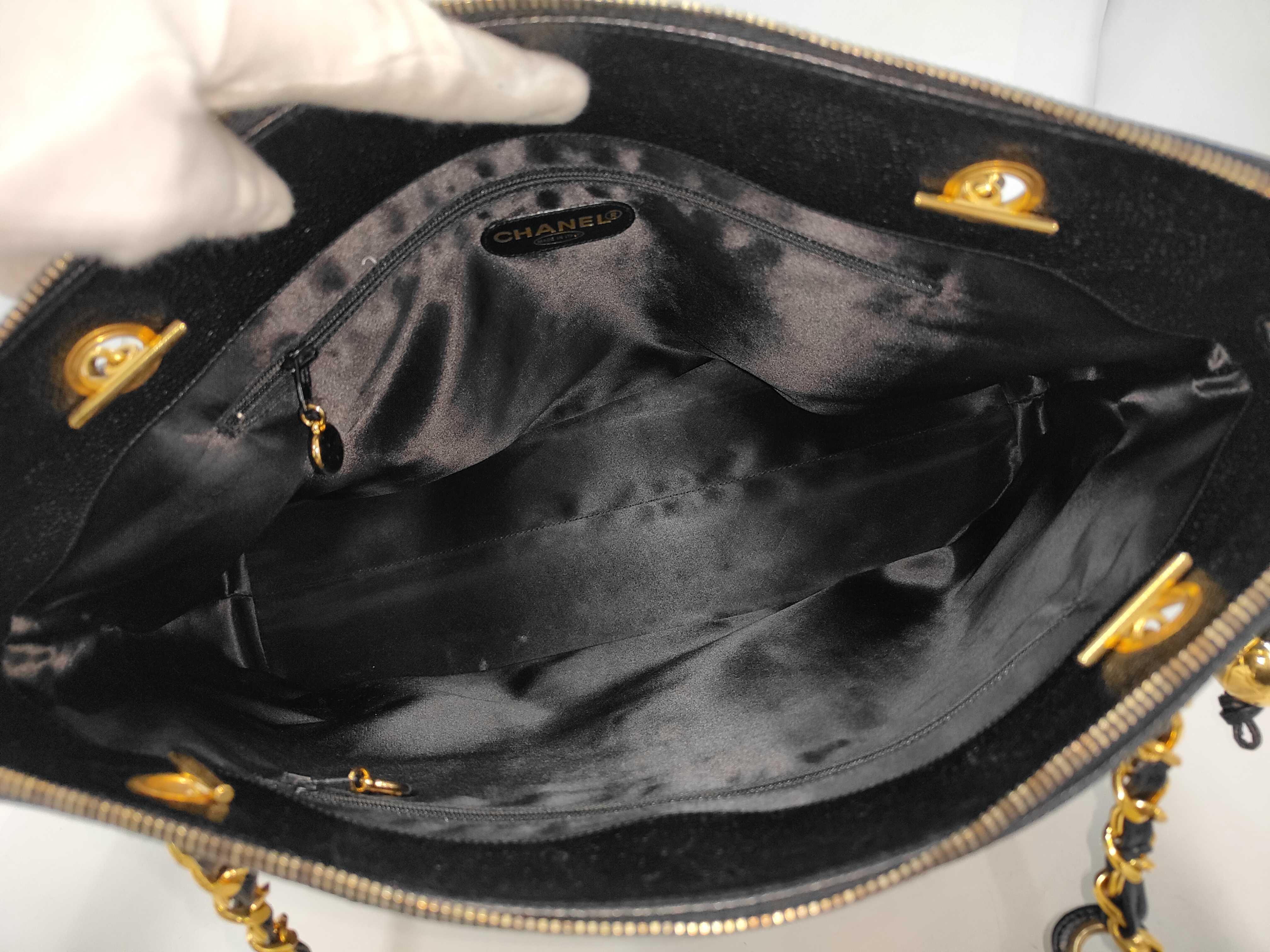 bag, Chanel caviar leather, Coco Mark, chain tote bag, shoulder bag — view 9