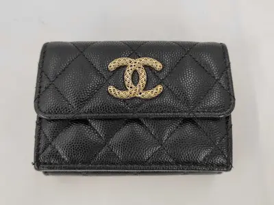 Matelassé Tri-fold Wallet, Caviar Leather, Black, Random Pattern