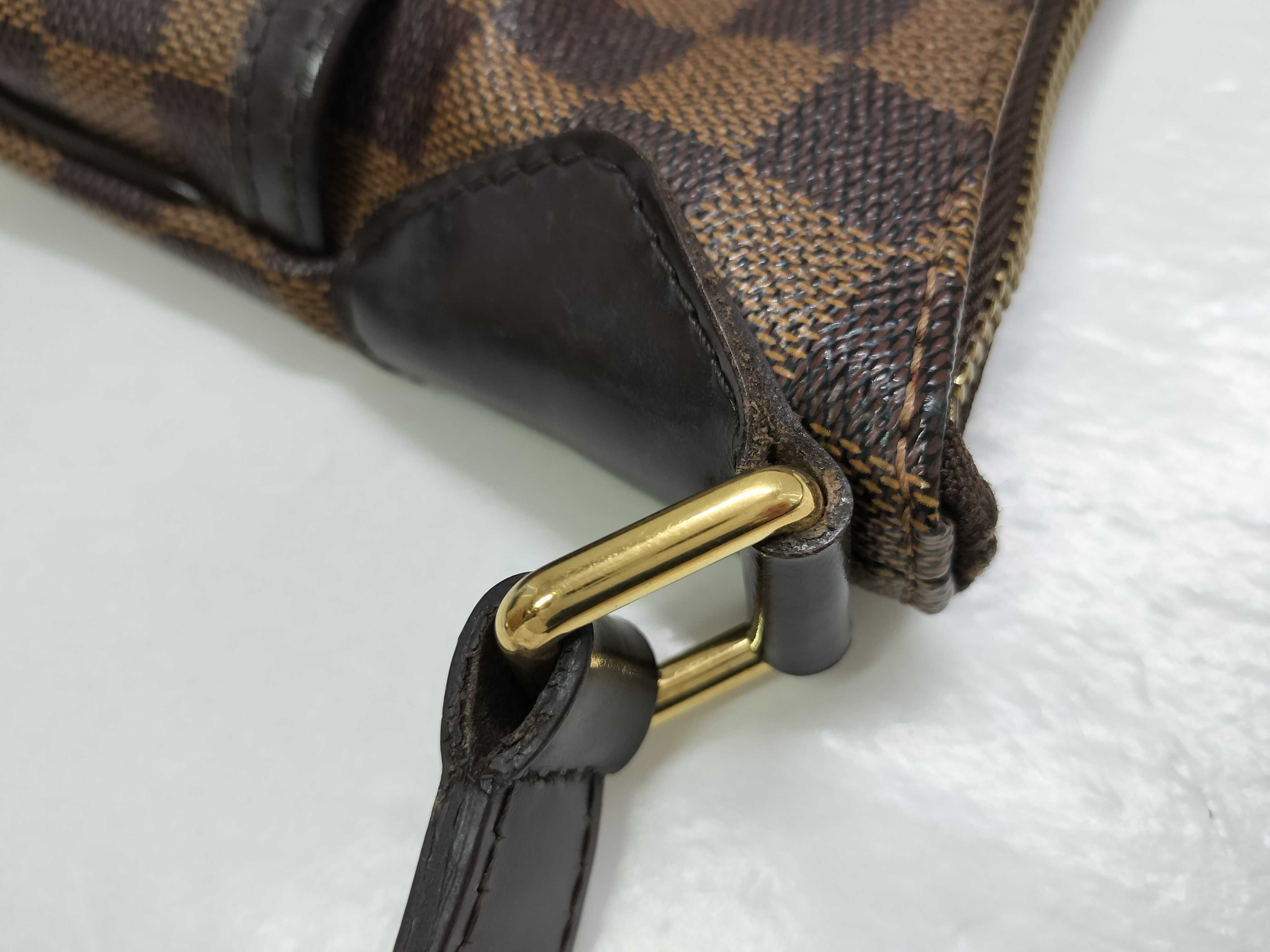 Damier Bloomsbury Shoulder Bag — view 5