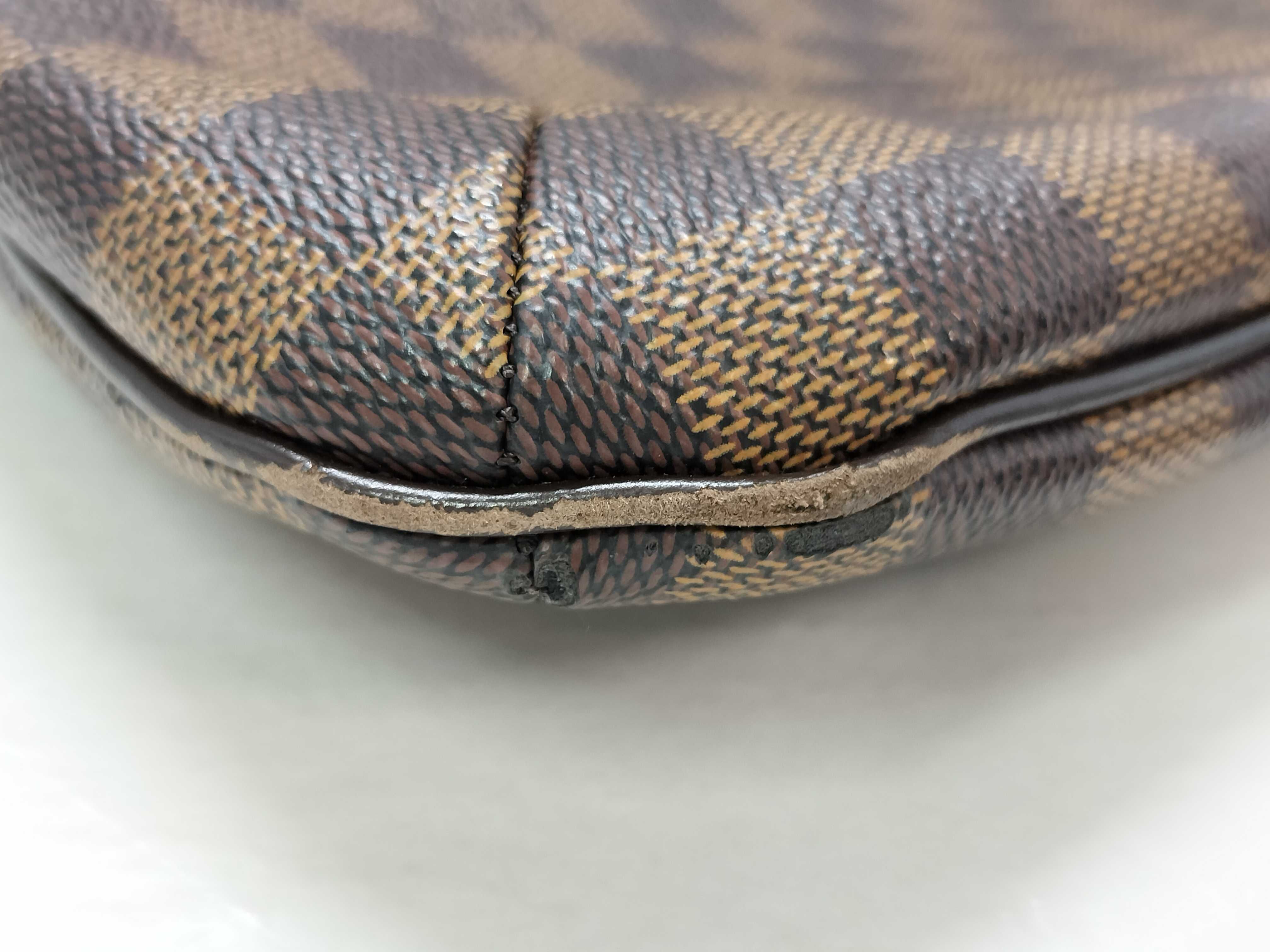Damier Bloomsbury Shoulder Bag — view 7
