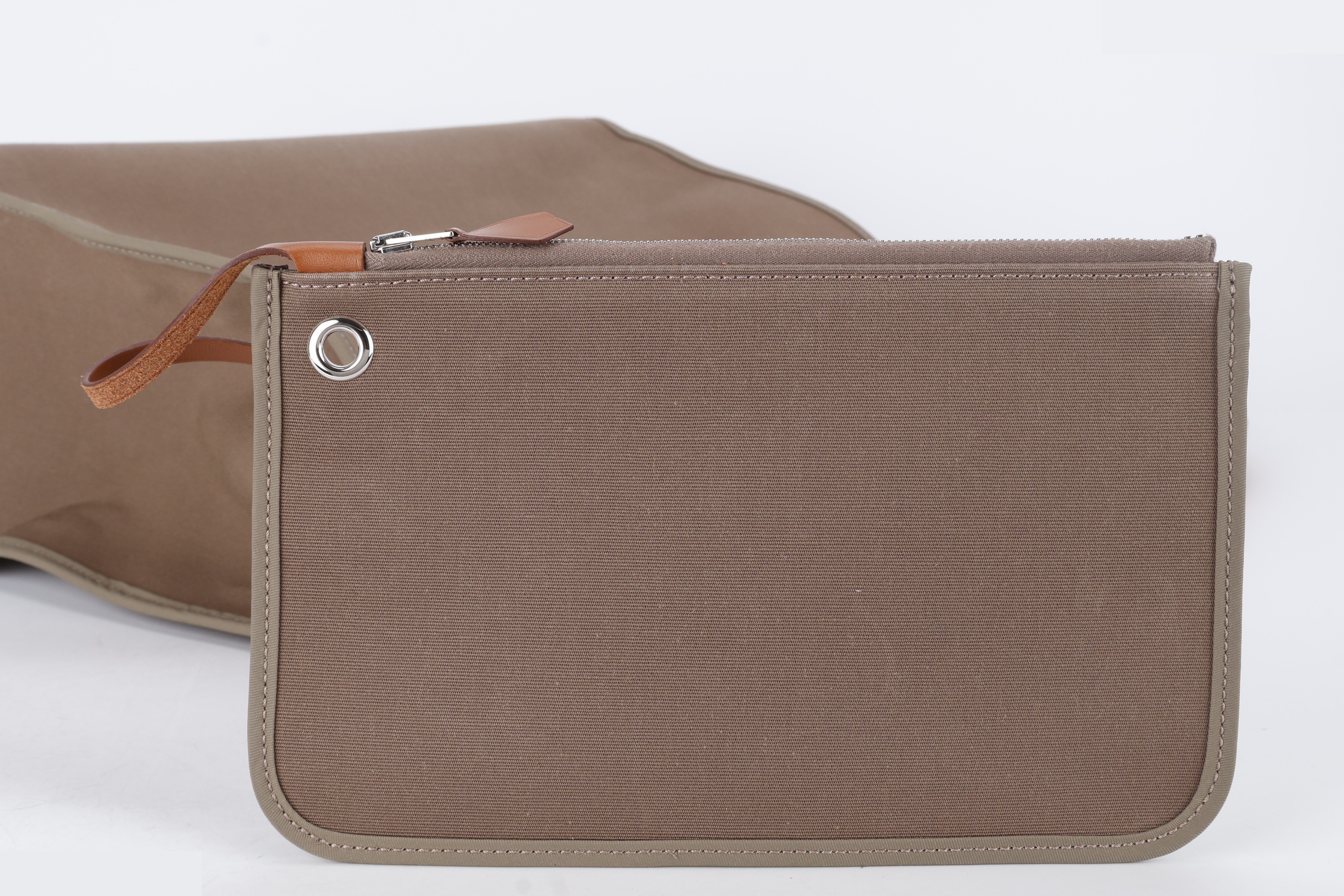 HERBAG 39 BROWN CANVAS SHW — view 6