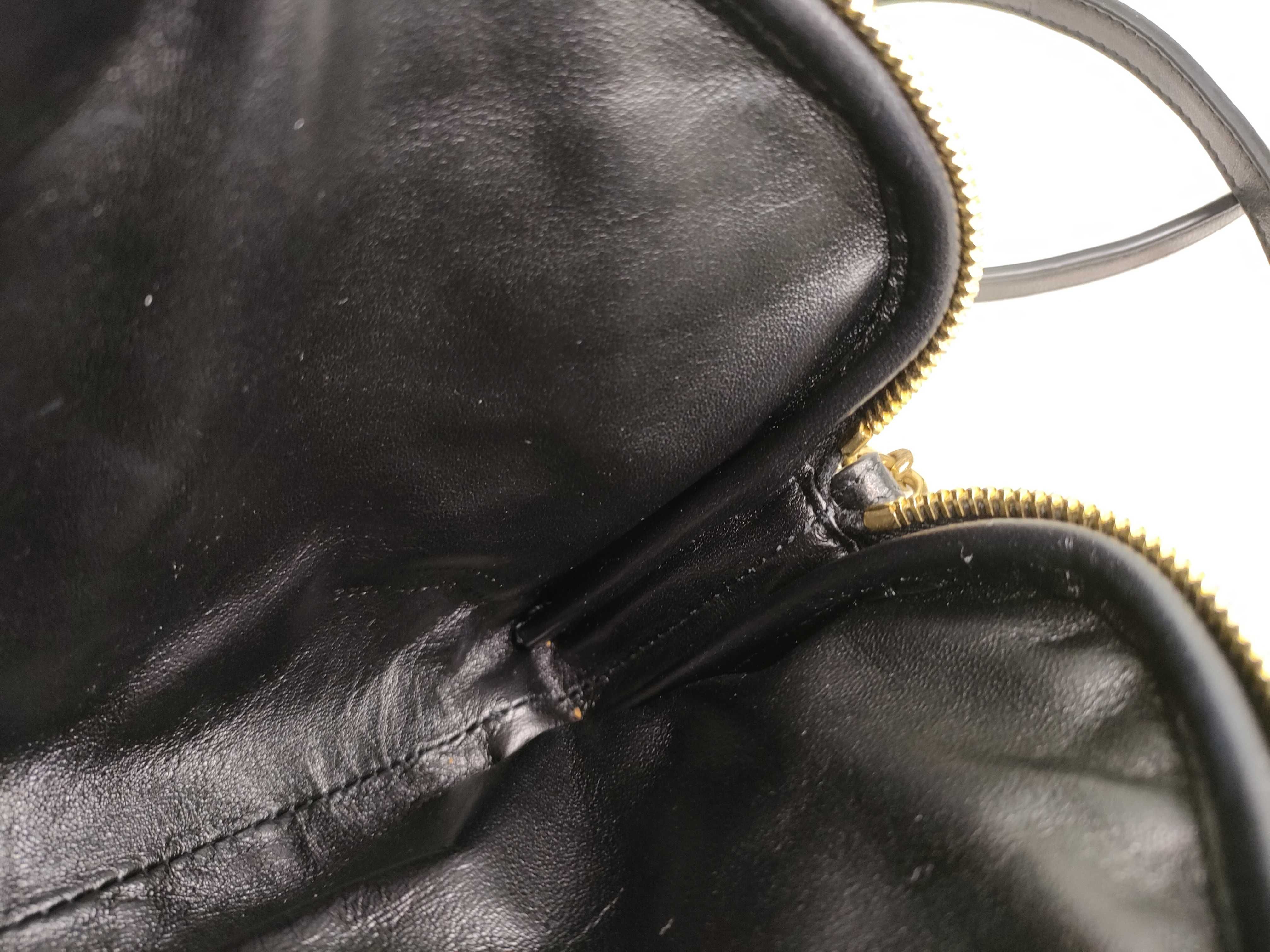 Chain Shoulder Bag — view 9