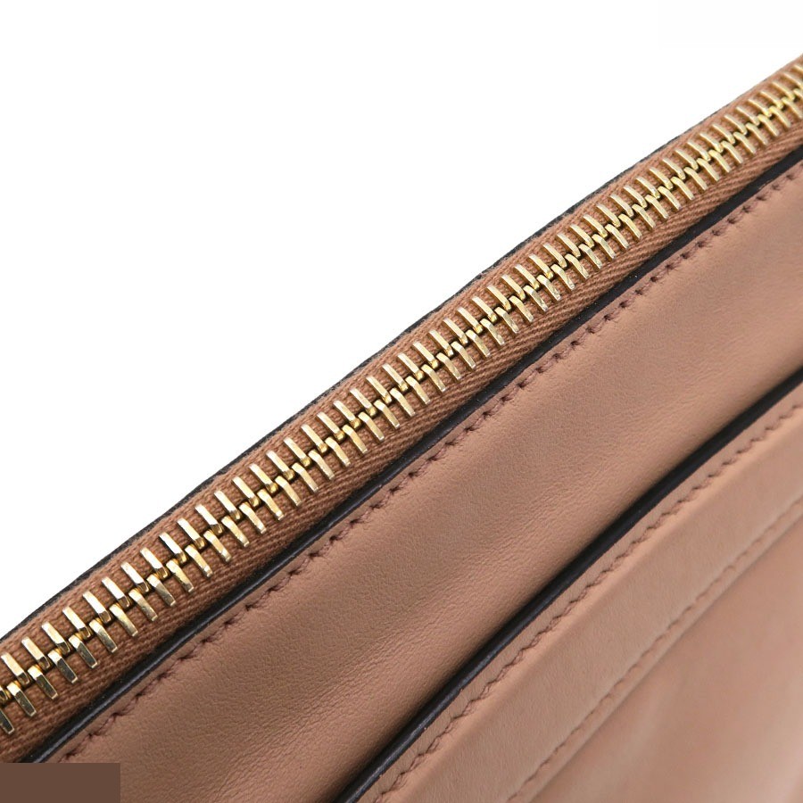 Other lines: Bags and clutches — view 6
