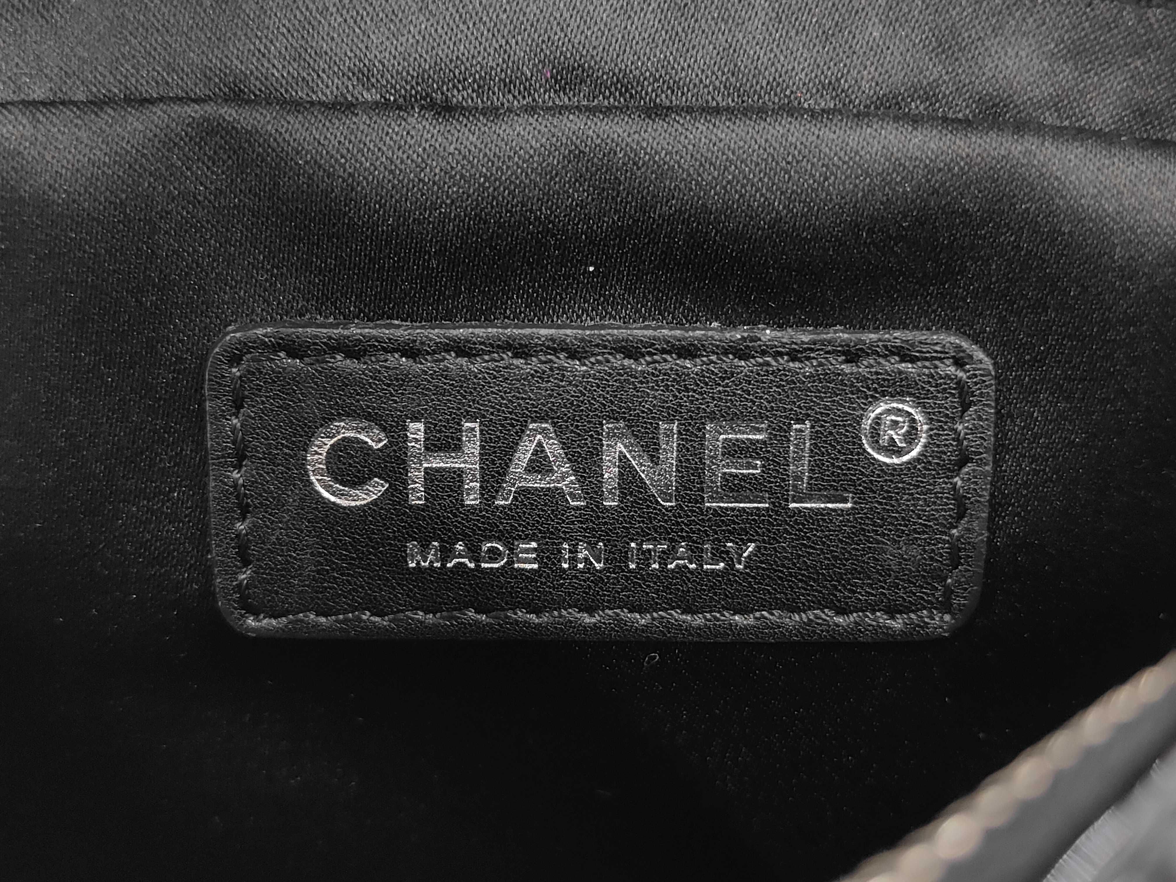 Patent Mini Chain Shoulder Bag (Serial No. 14) — view 10