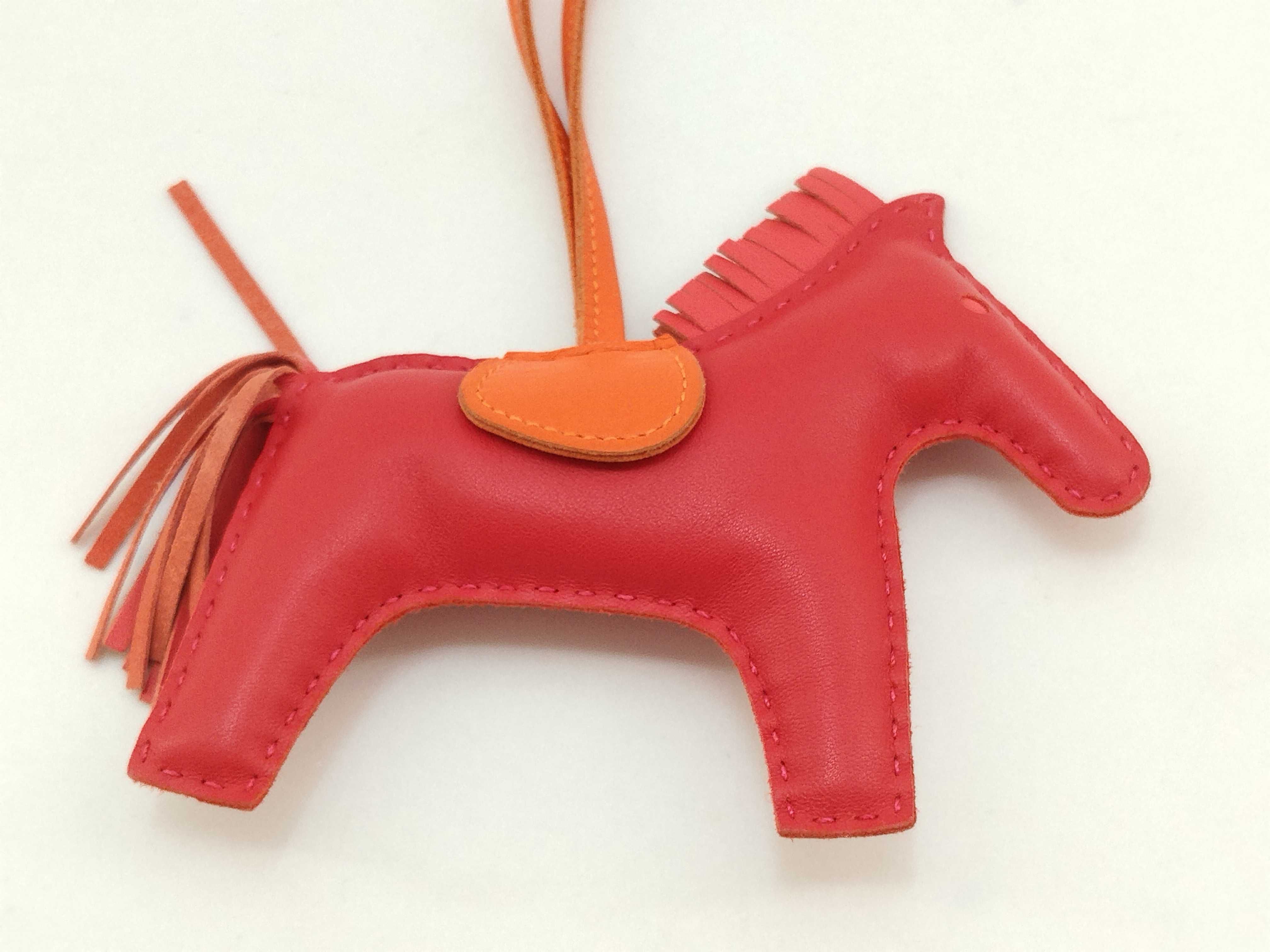 Rodeo Charm GM Bag Charm Leather Red Brown Camel Charm — view 9