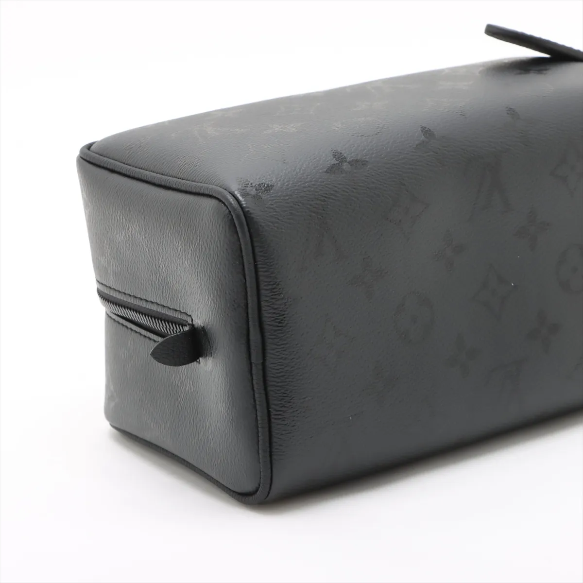 Monogram Midnight Rocker Dop Kit M26810 Black RFID Reactive — view 4