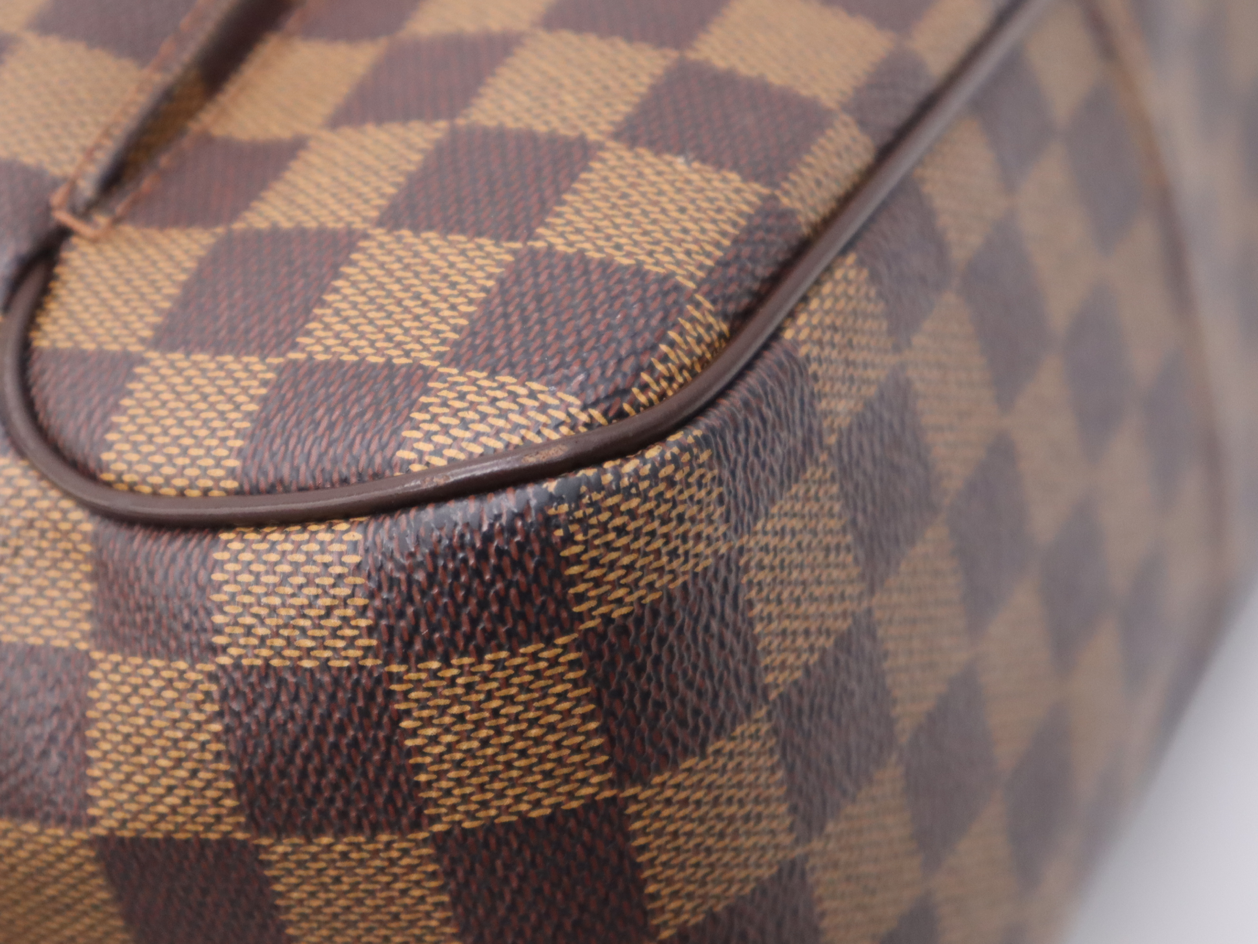 N41441 Damier Olaf MM Shoulder Bag — view 11