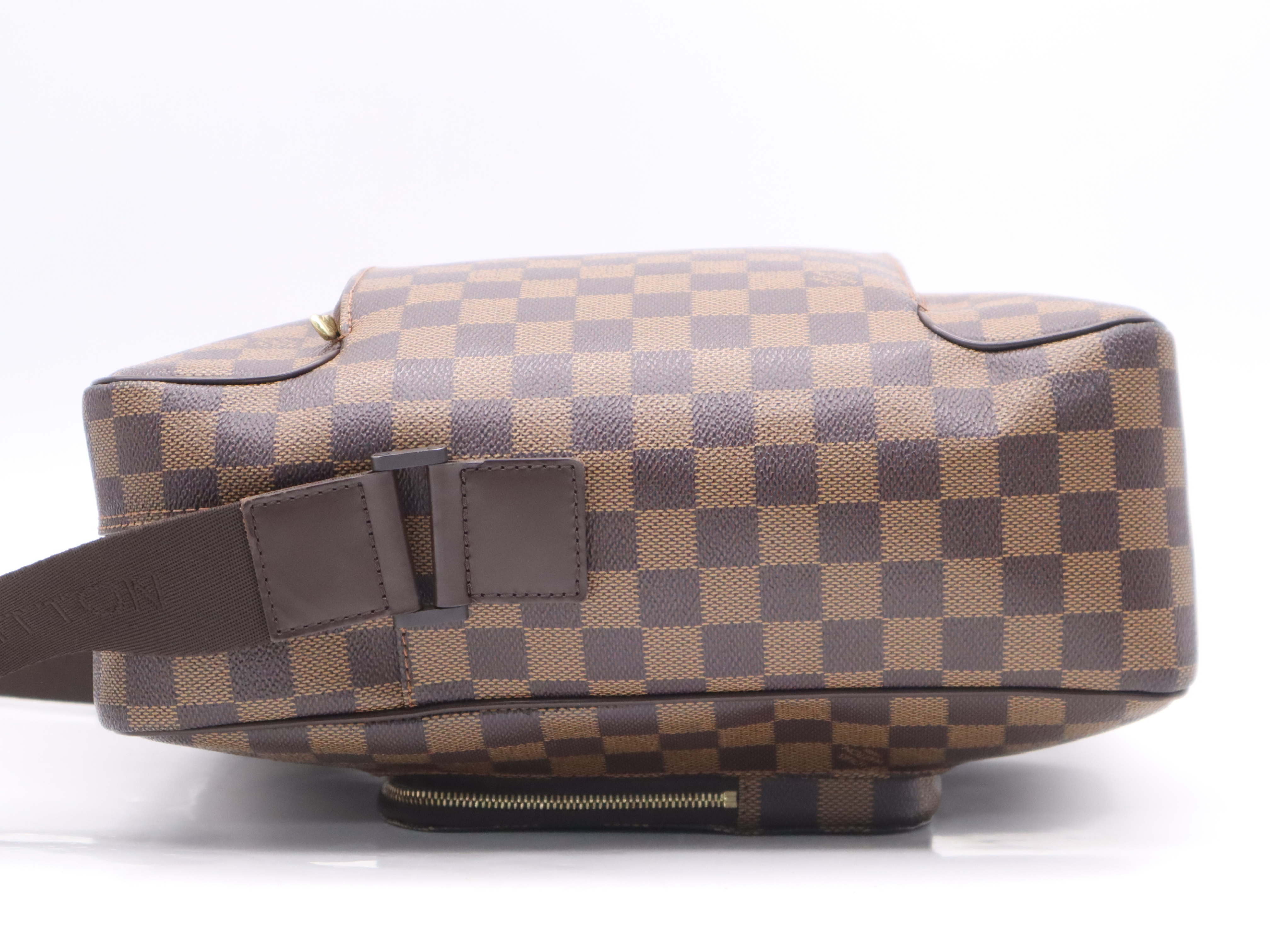 N41441 Damier Olaf MM Shoulder Bag — view 3