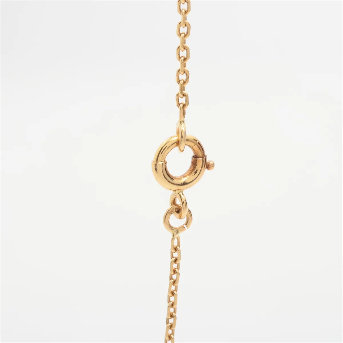 Vintage Alhambra Onyx Necklace 750 (Yellow Gold) 5.0g AL06.00NX236 (Condition: Clasp bent, jump ring open, hole, stone deterioration) — view 3