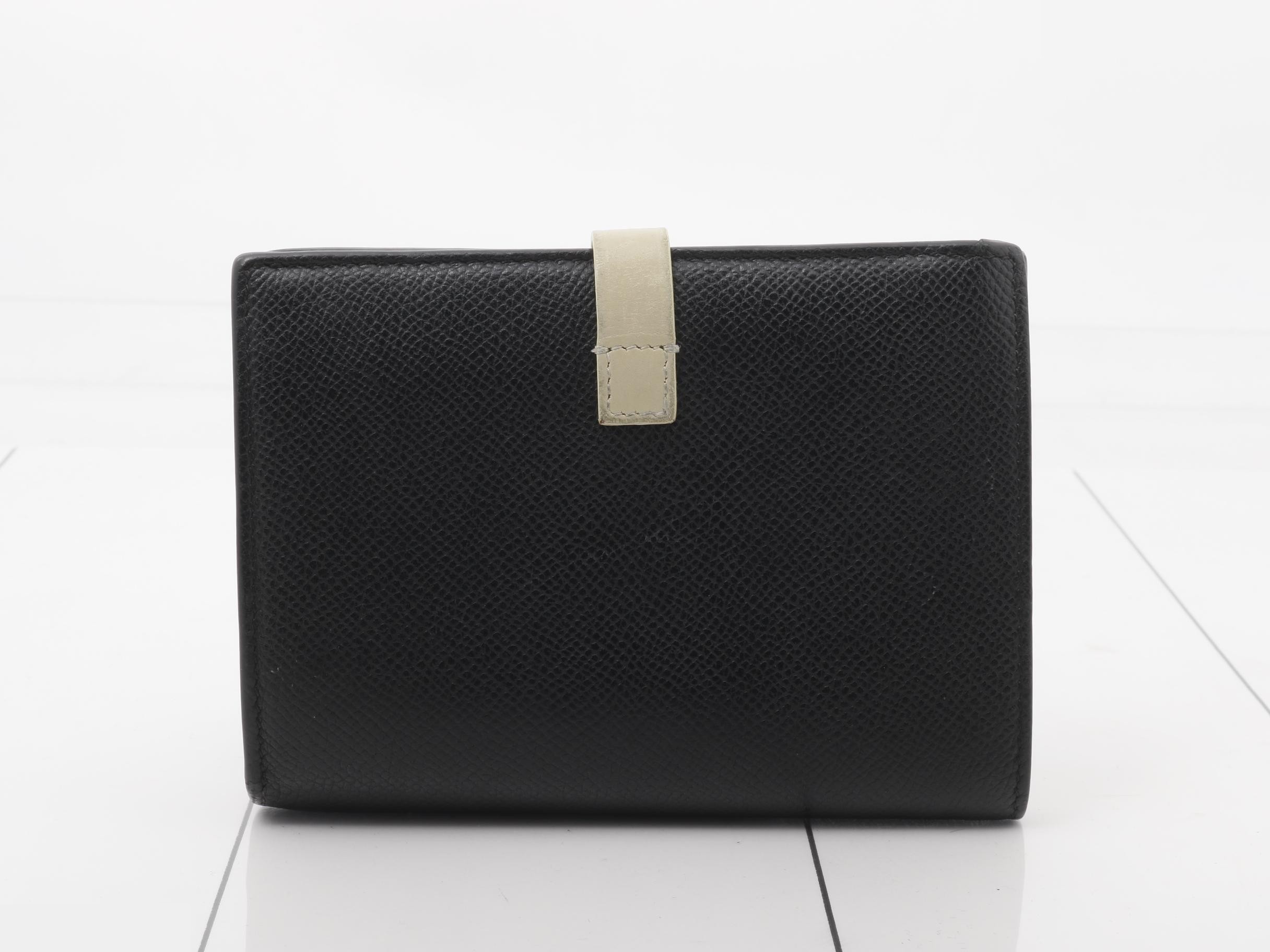 Strap wallet — view 2