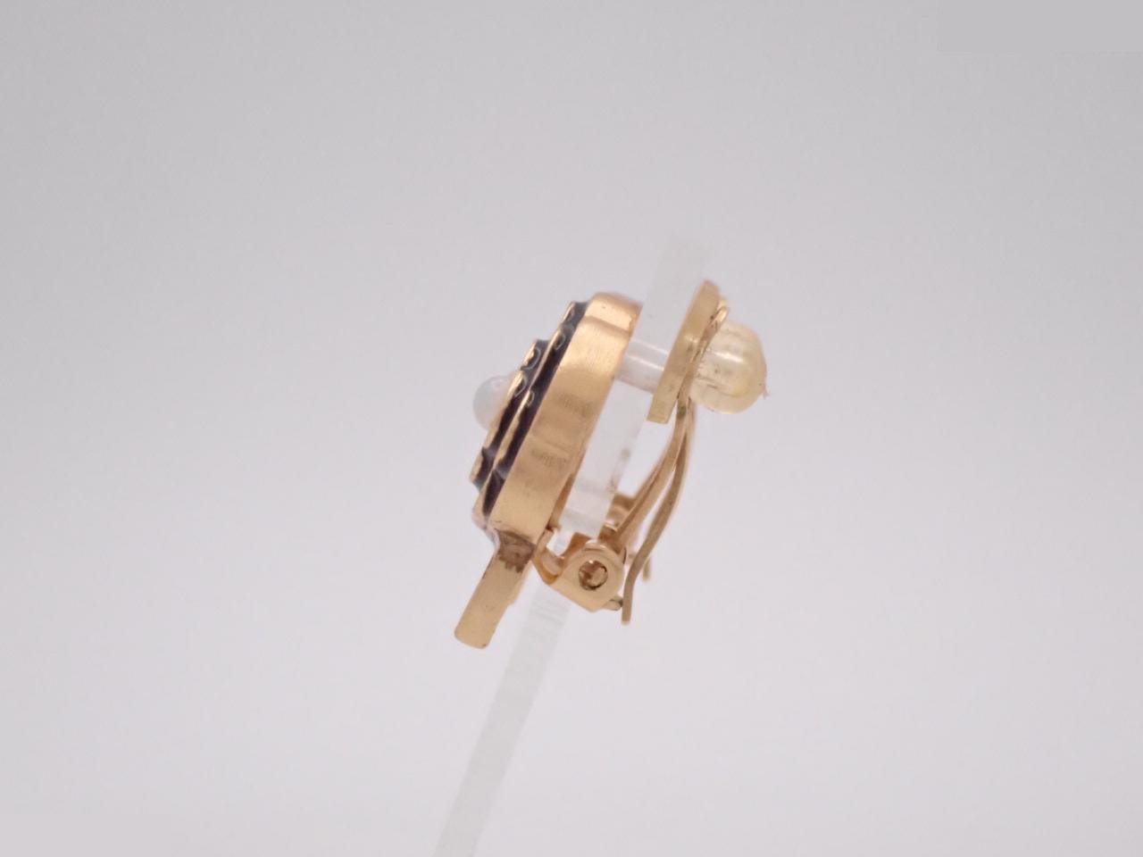Earrings — view 3
