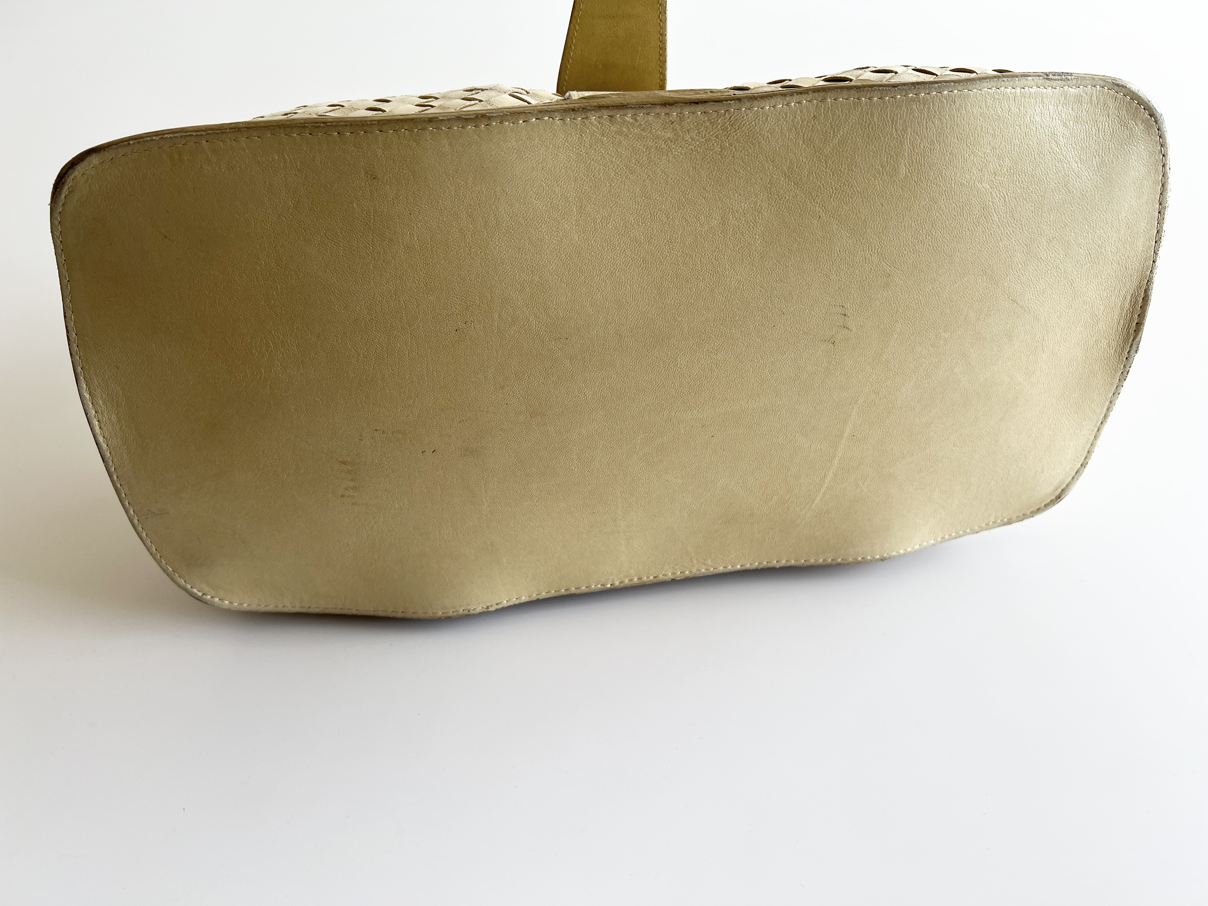 Campana Intrecciato Leather Tote Bag Handbag — view 14