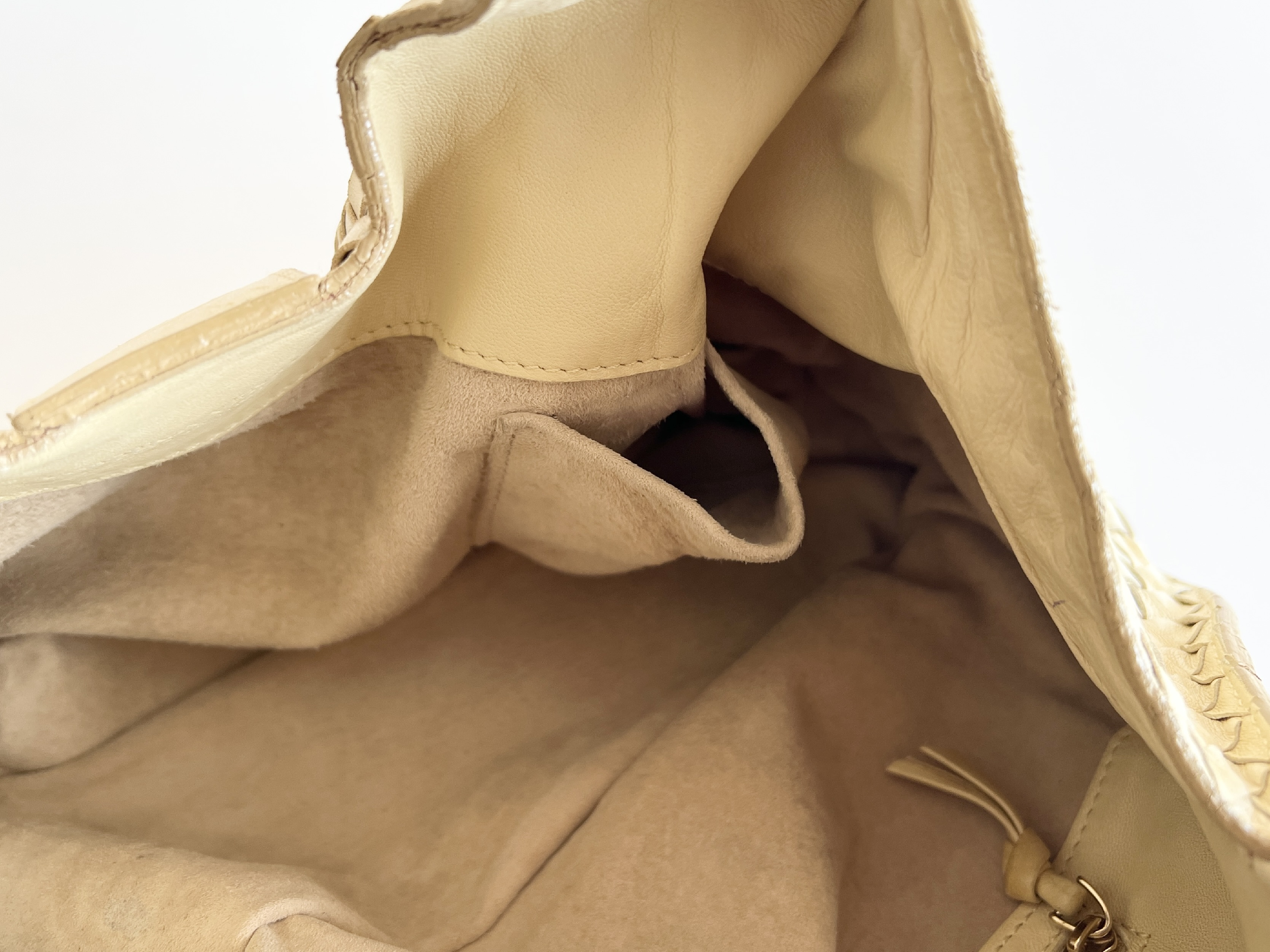 Campana Intrecciato Leather Tote Bag Handbag — view 9
