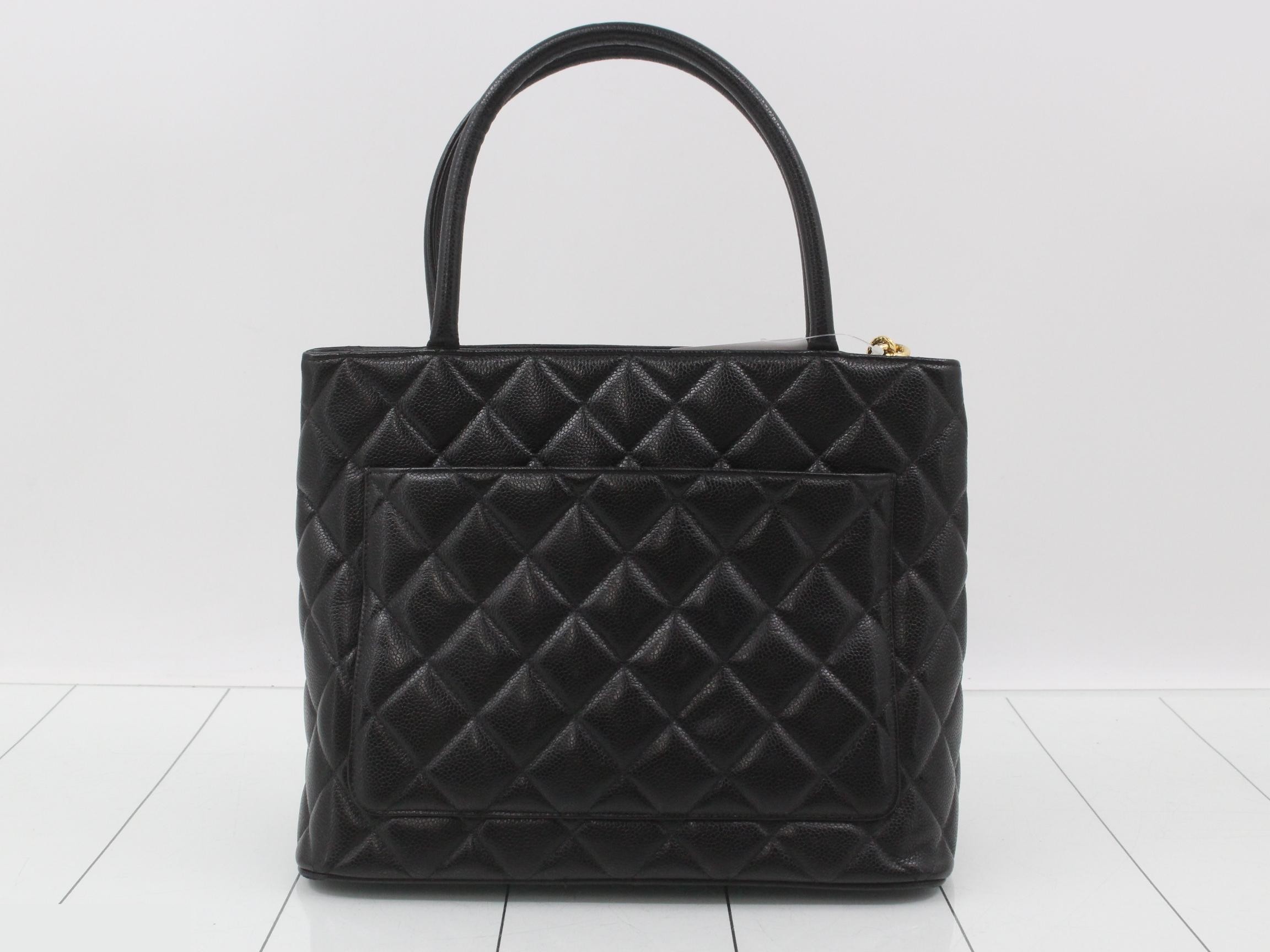 Caviar leather handbag, black — view 2