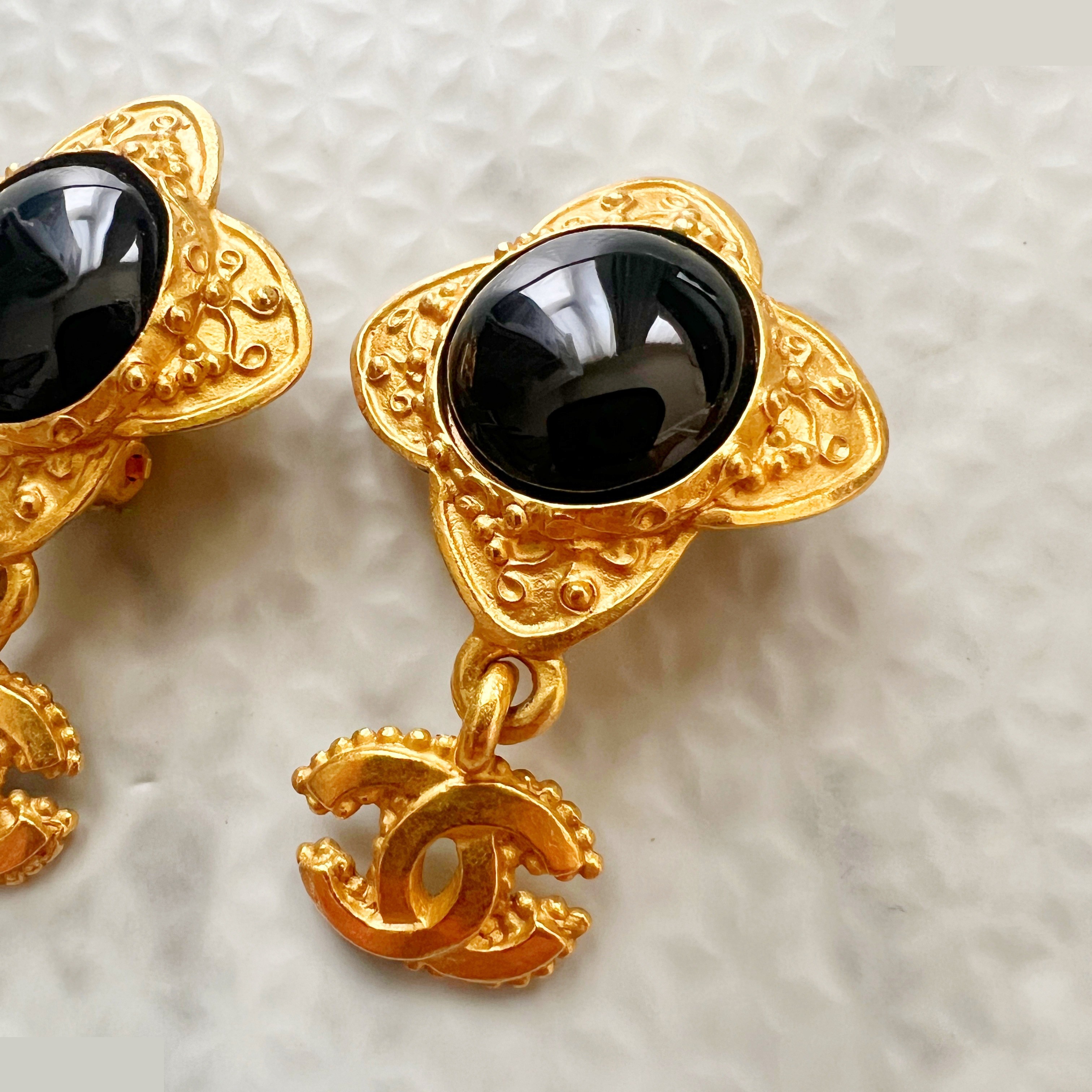 96A Colored Stone Swing Coco Mark Earrings — view 4
