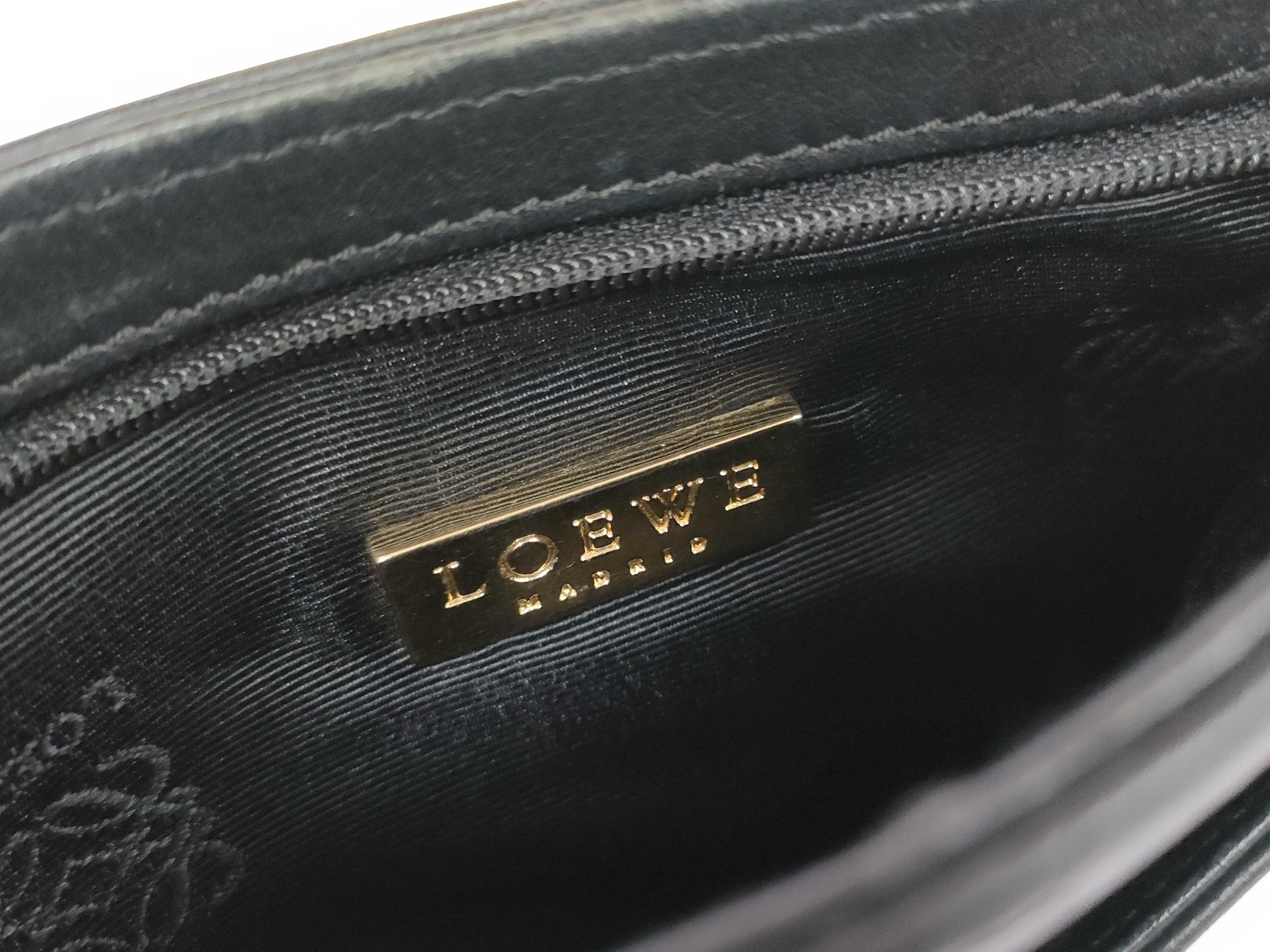 Anagram Sacoche Leather Shoulder Bag — view 11
