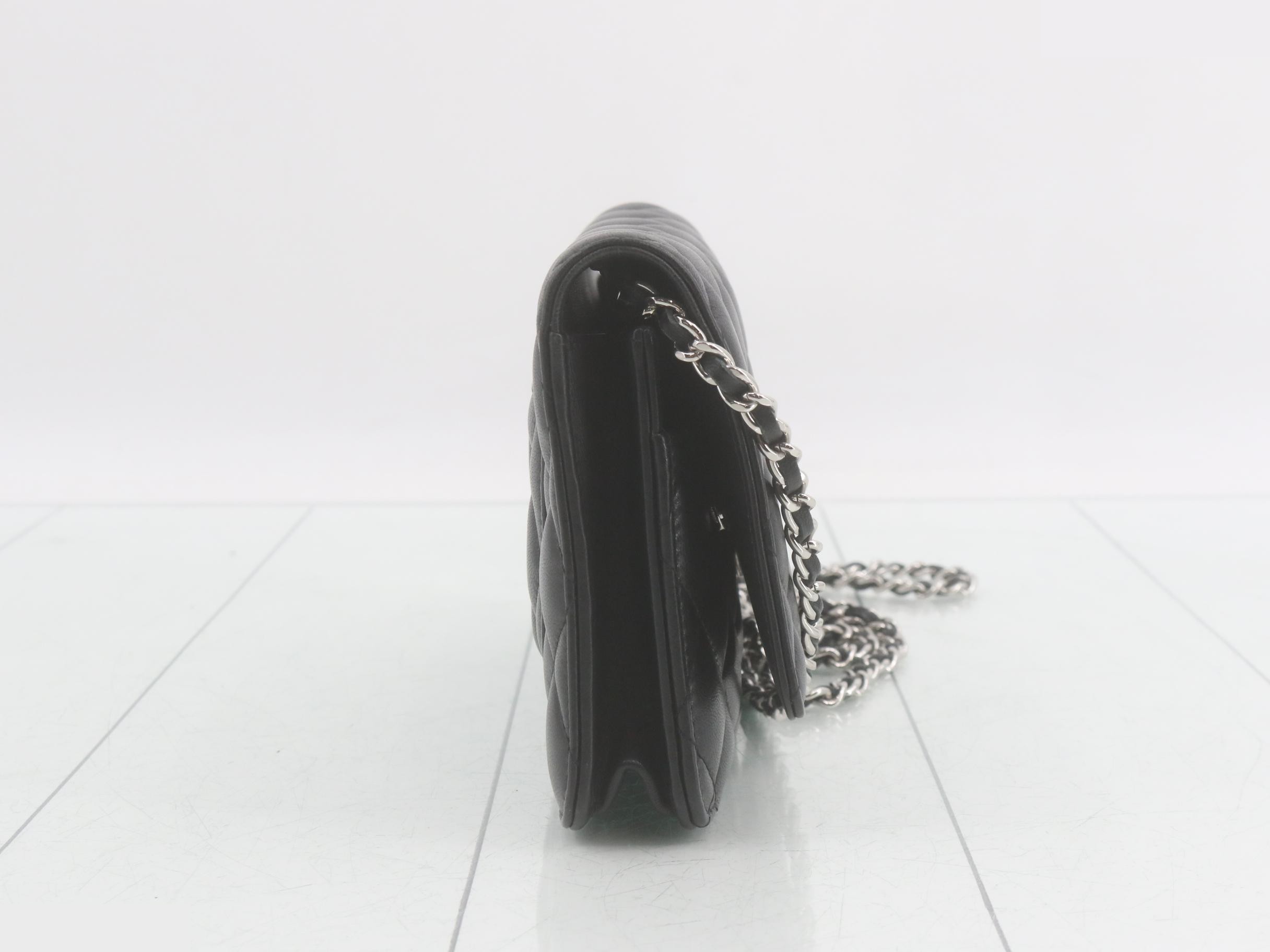 Matelassé Chain Shoulder Bag — view 4