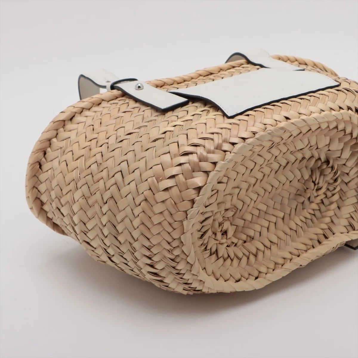 Basket Small Raffia x Leather Basket Bag Beige x White — view 4