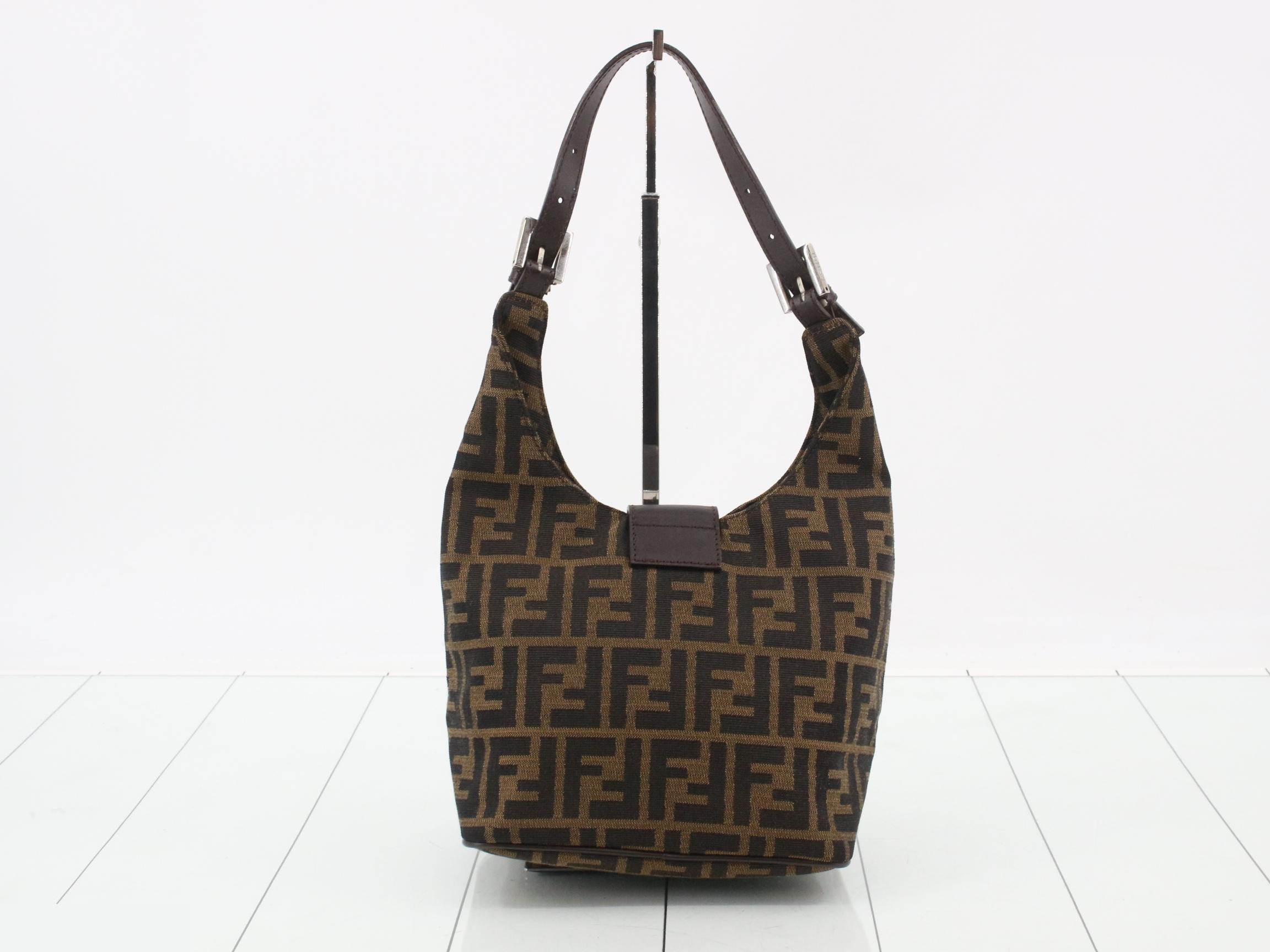 ZUCCA Mamma Bucket One-Shoulder Bag — view 2