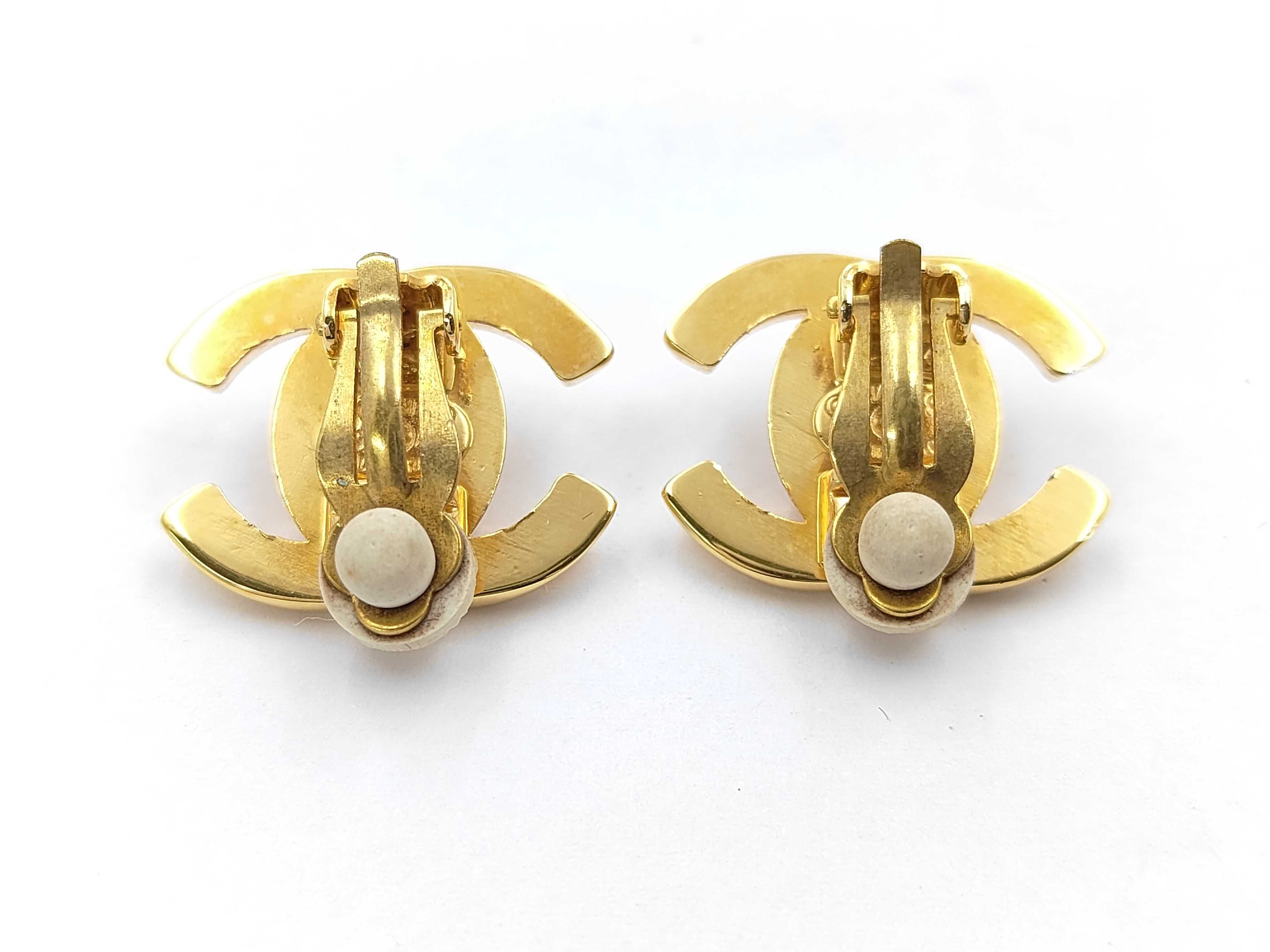earrings with box, featuring the Coco Mark (turn-lock) design. — view 2