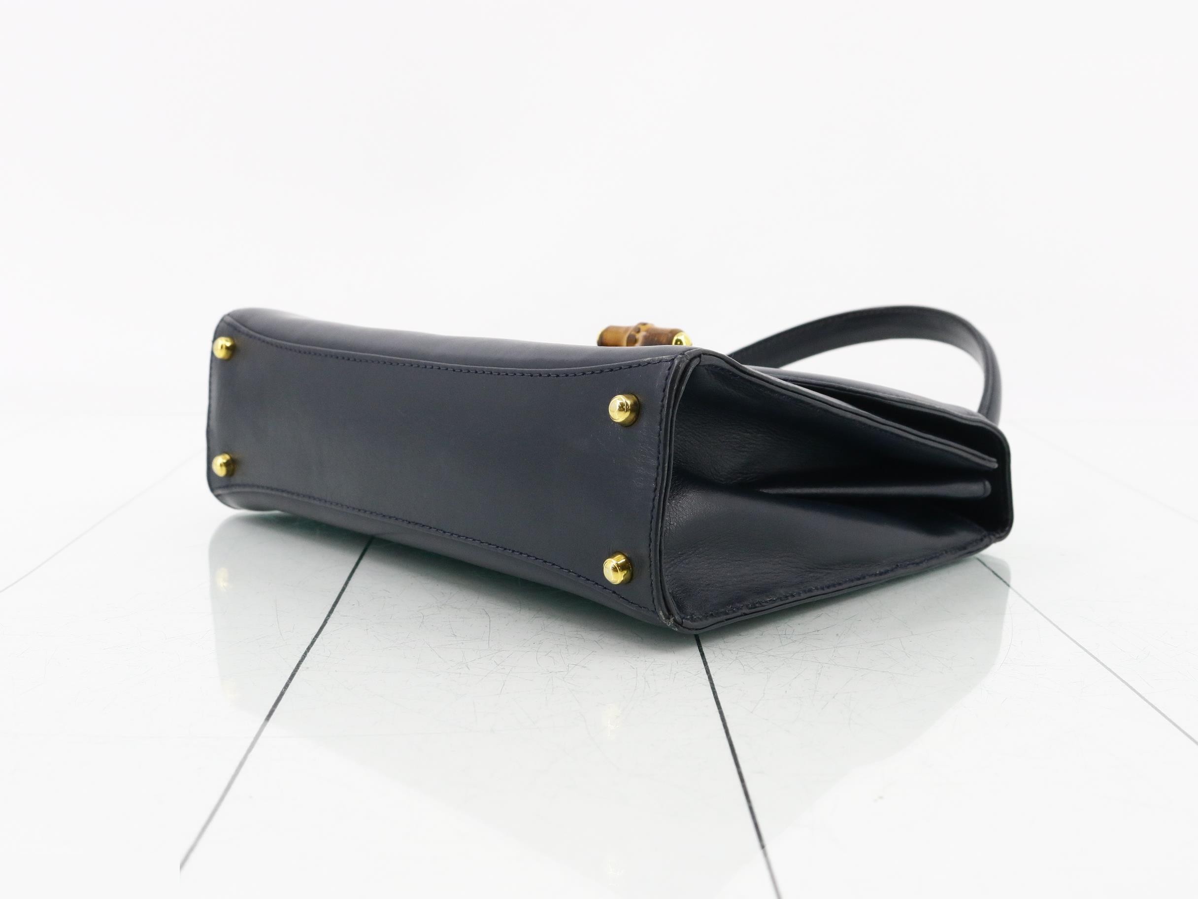 Bamboo Turnlock Leather Hand — view 6