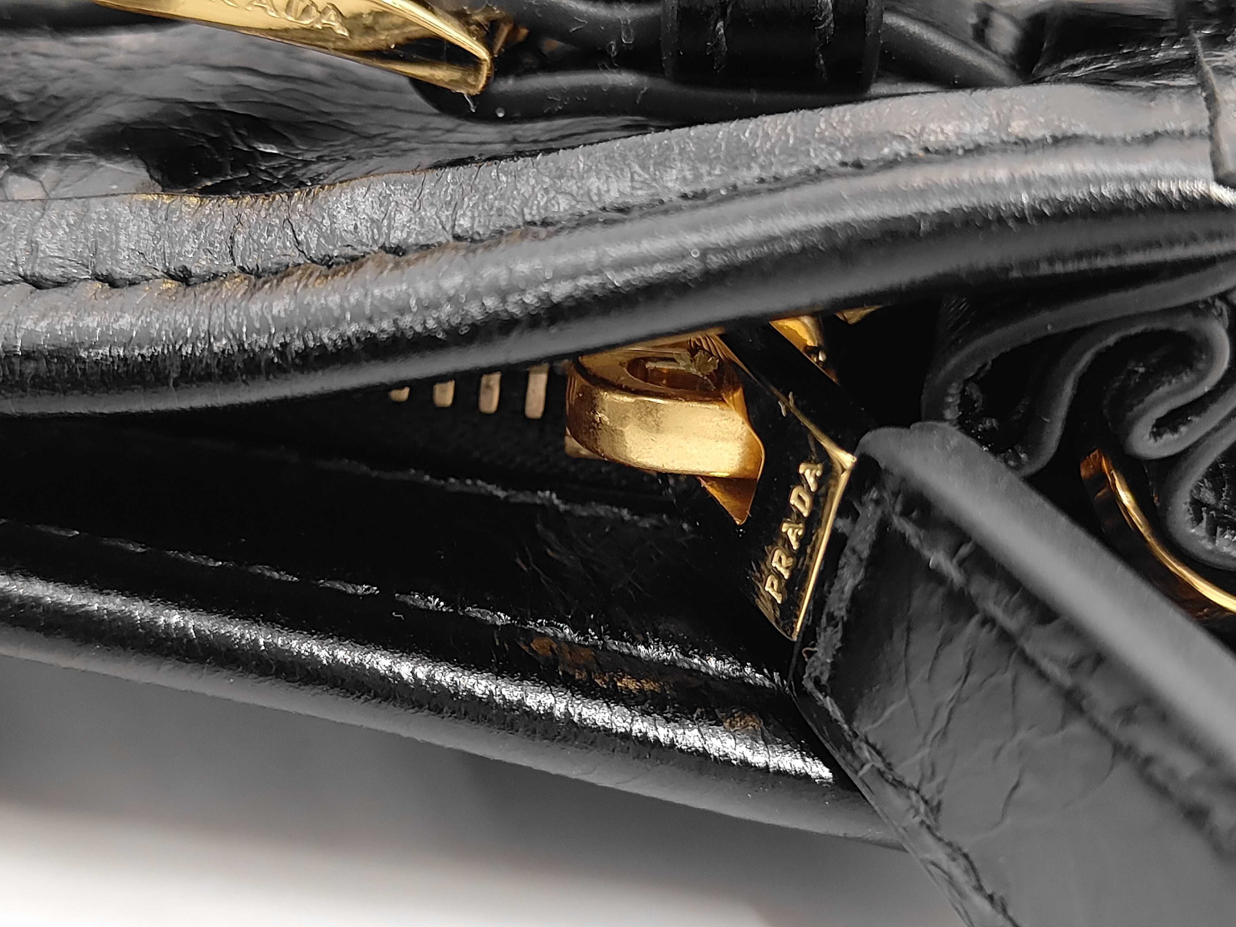 Bonnie Medium Leather Handbag, Black — view 8
