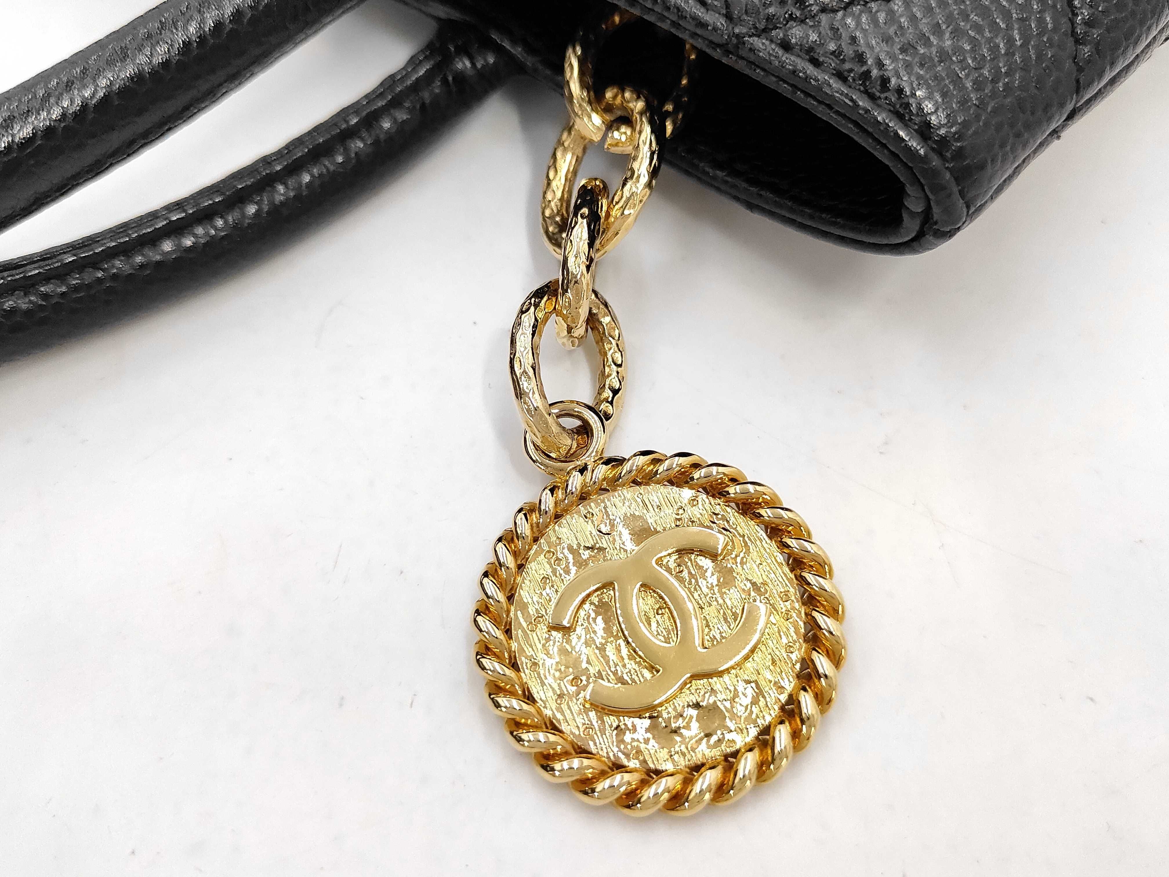 Caviar Skin Reissue Tote Bag with Gold Hardware — view 8