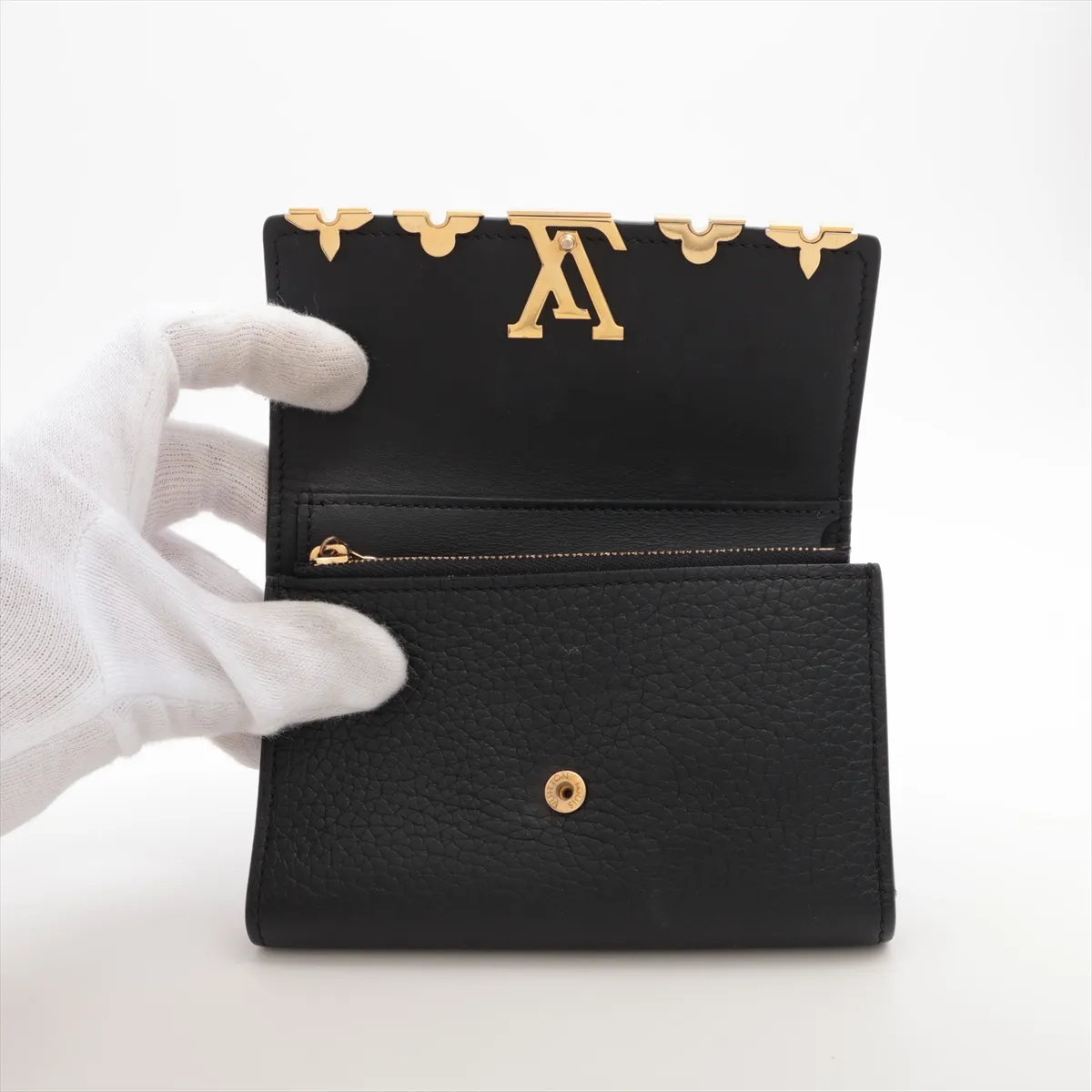 Taurillon Portefeuille Capucines Compact M82764 Noir Compact Wallet (RFID detected) — view 3