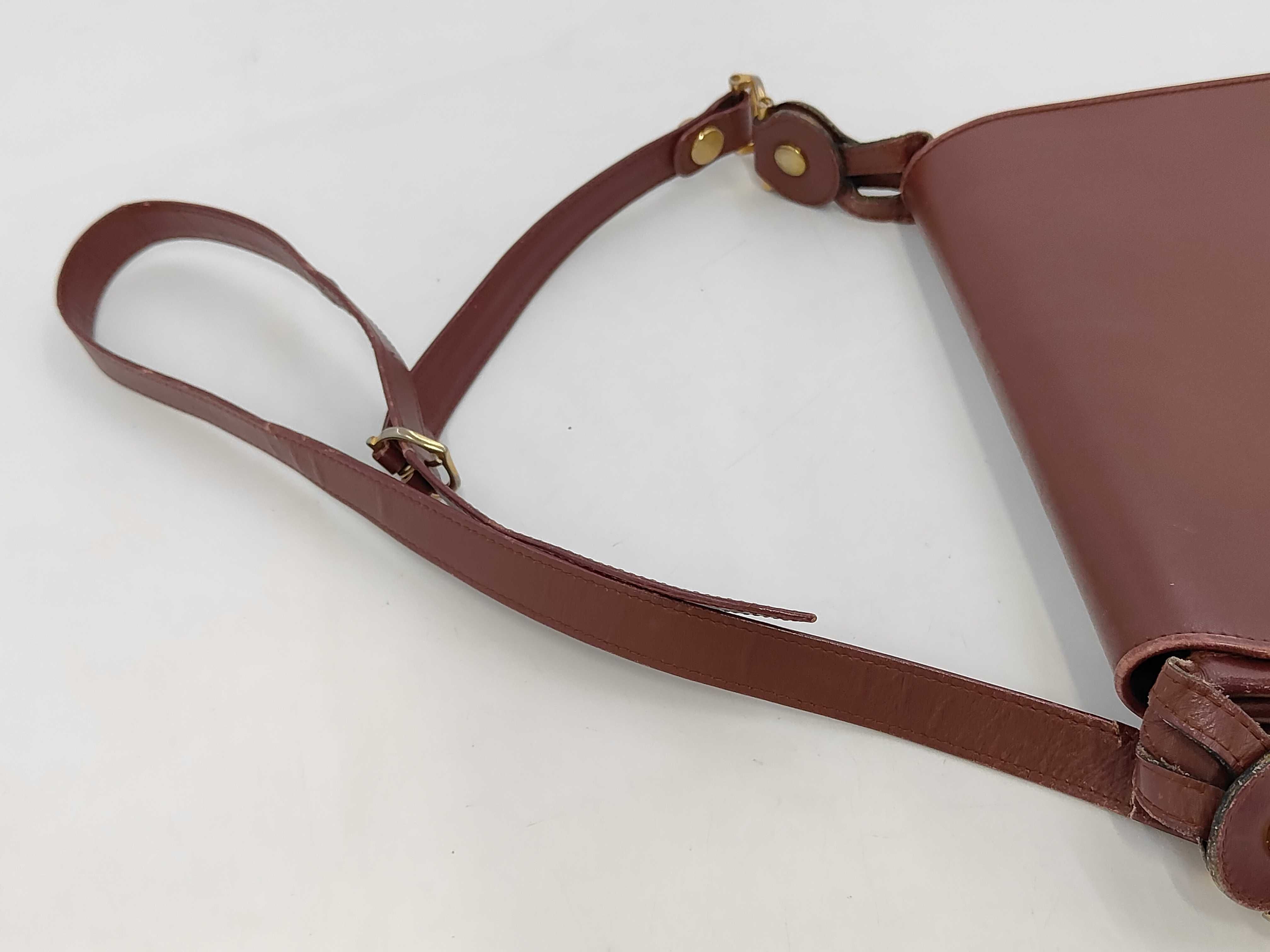 Must Shoulder Bag, Leather, Bordeaux — view 5