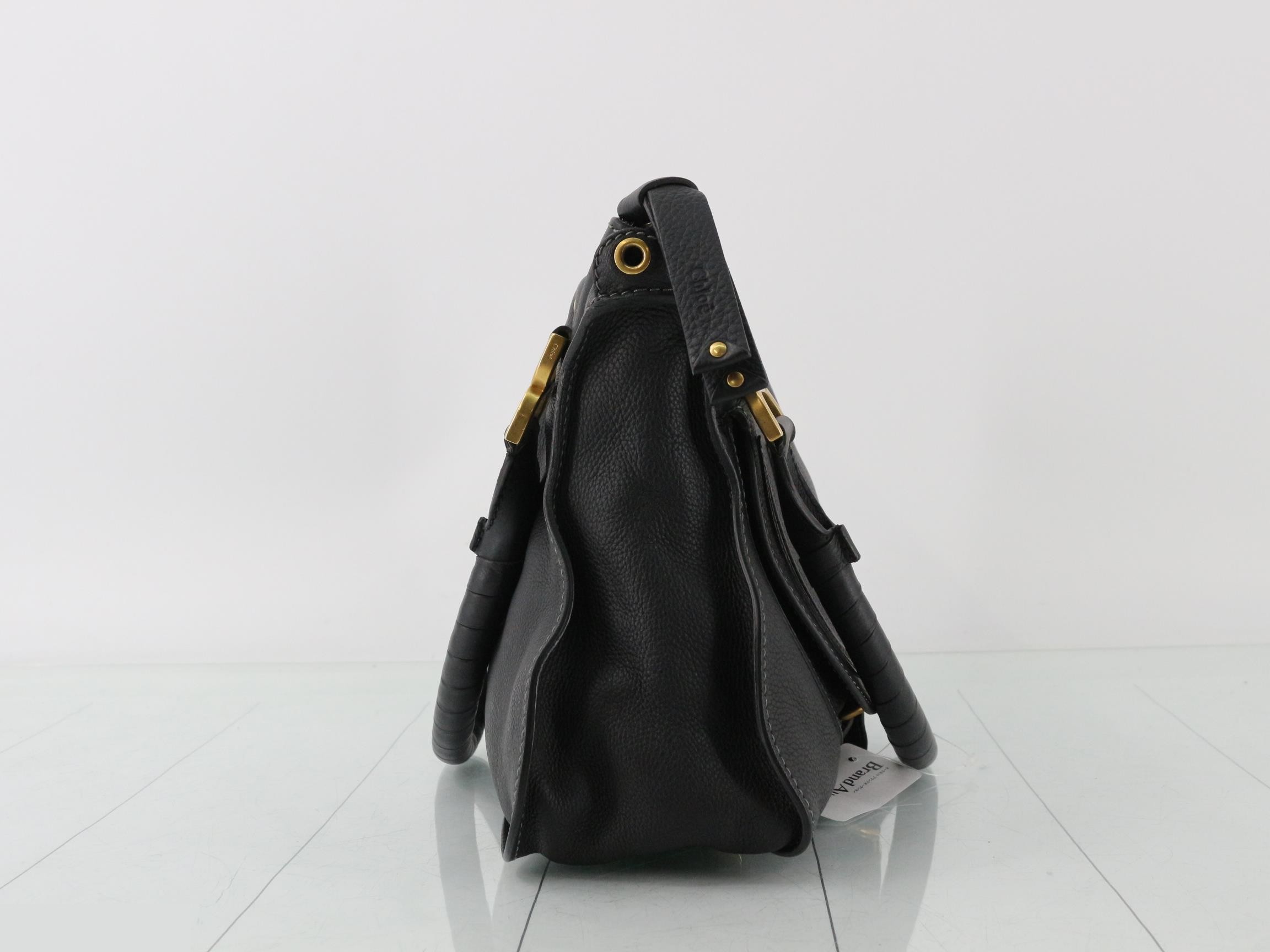 handbag — view 4
