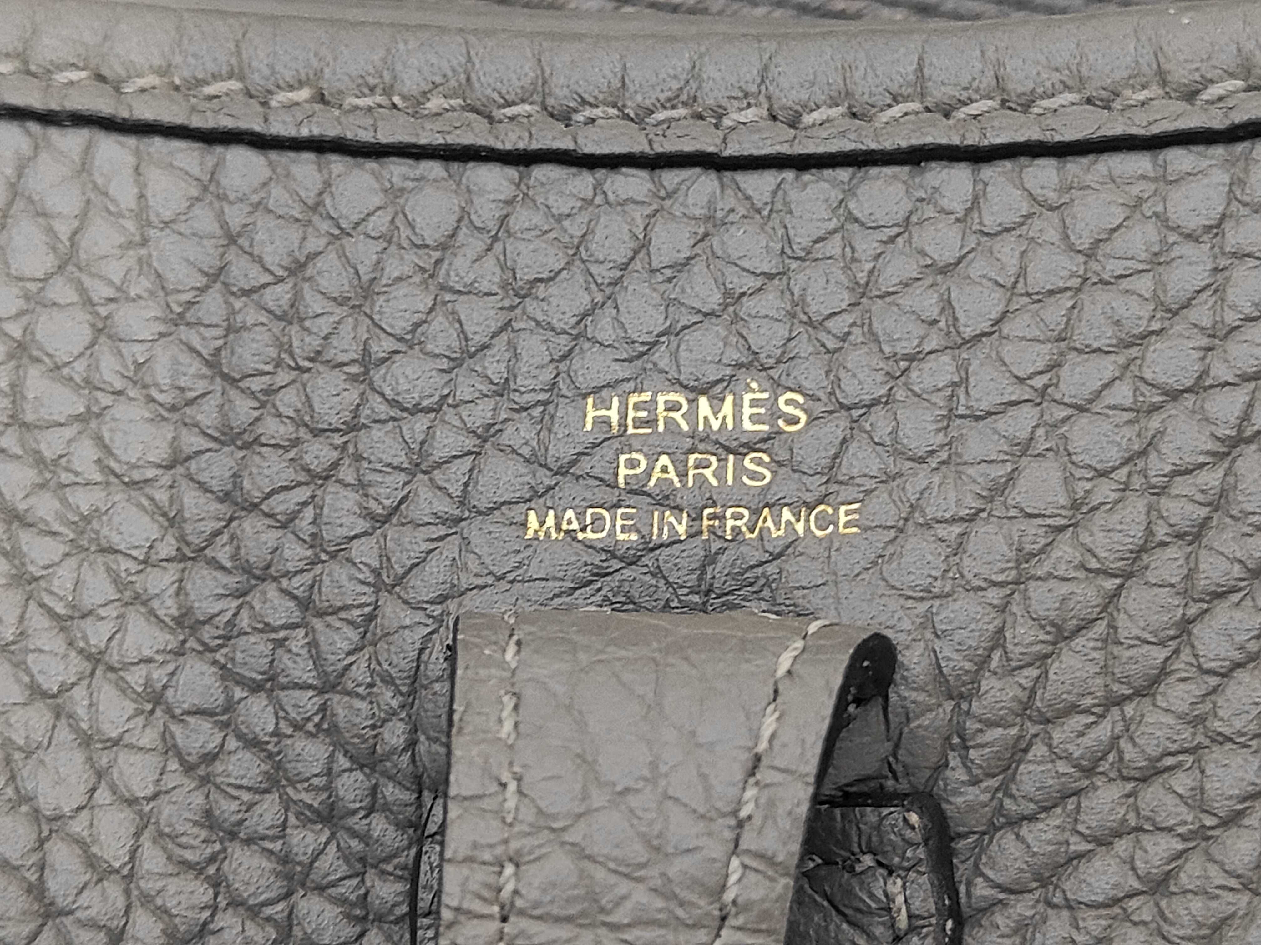 Evelyne Grey B Shoulder Bag — view 10