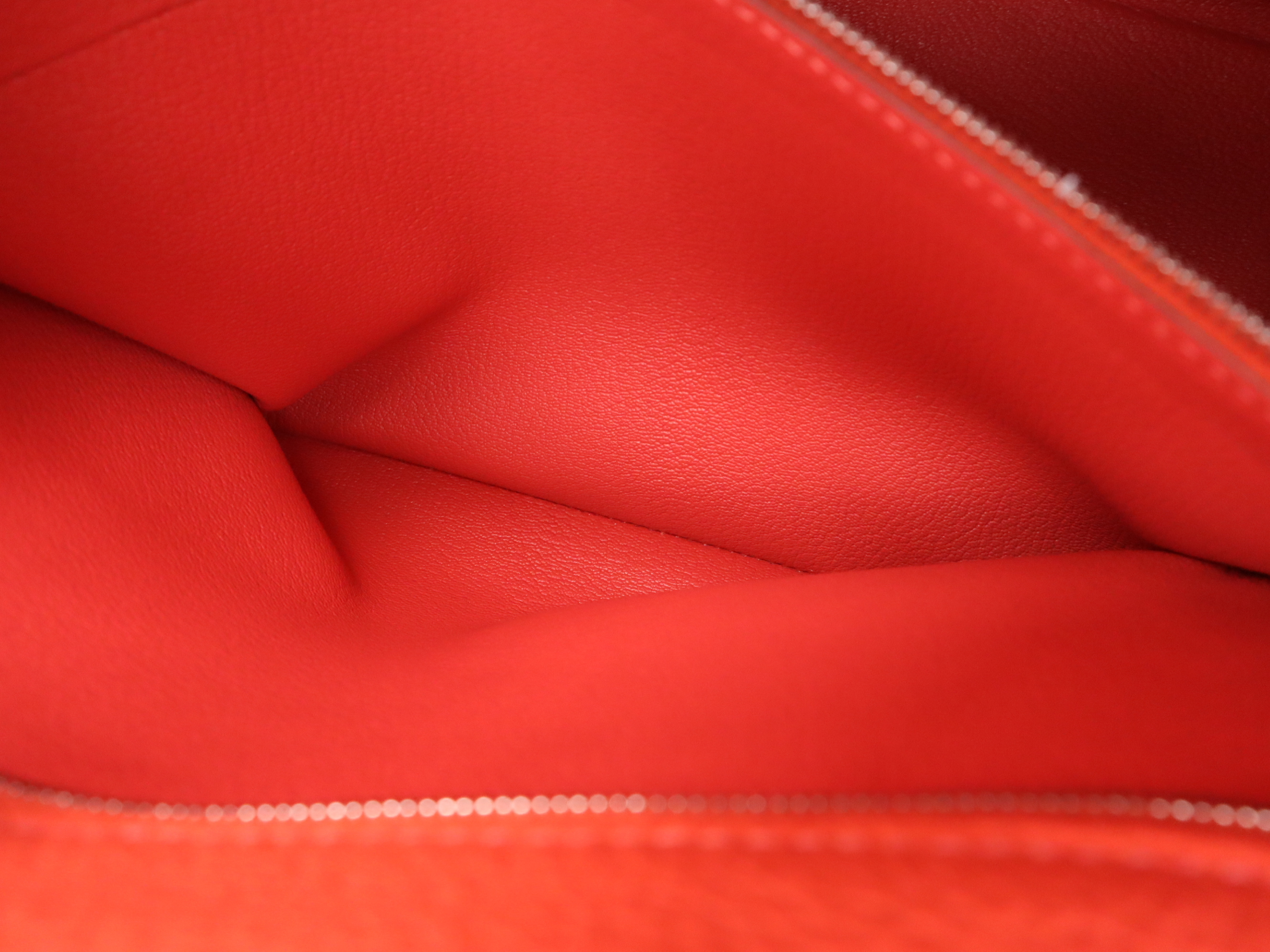 Kelly 35 in Taurillon Clemence leather, with shoulder strap, padlock, 2 keys, and clochette. Red, silver hardware, T stamp, 1964. Handbag. — view 12