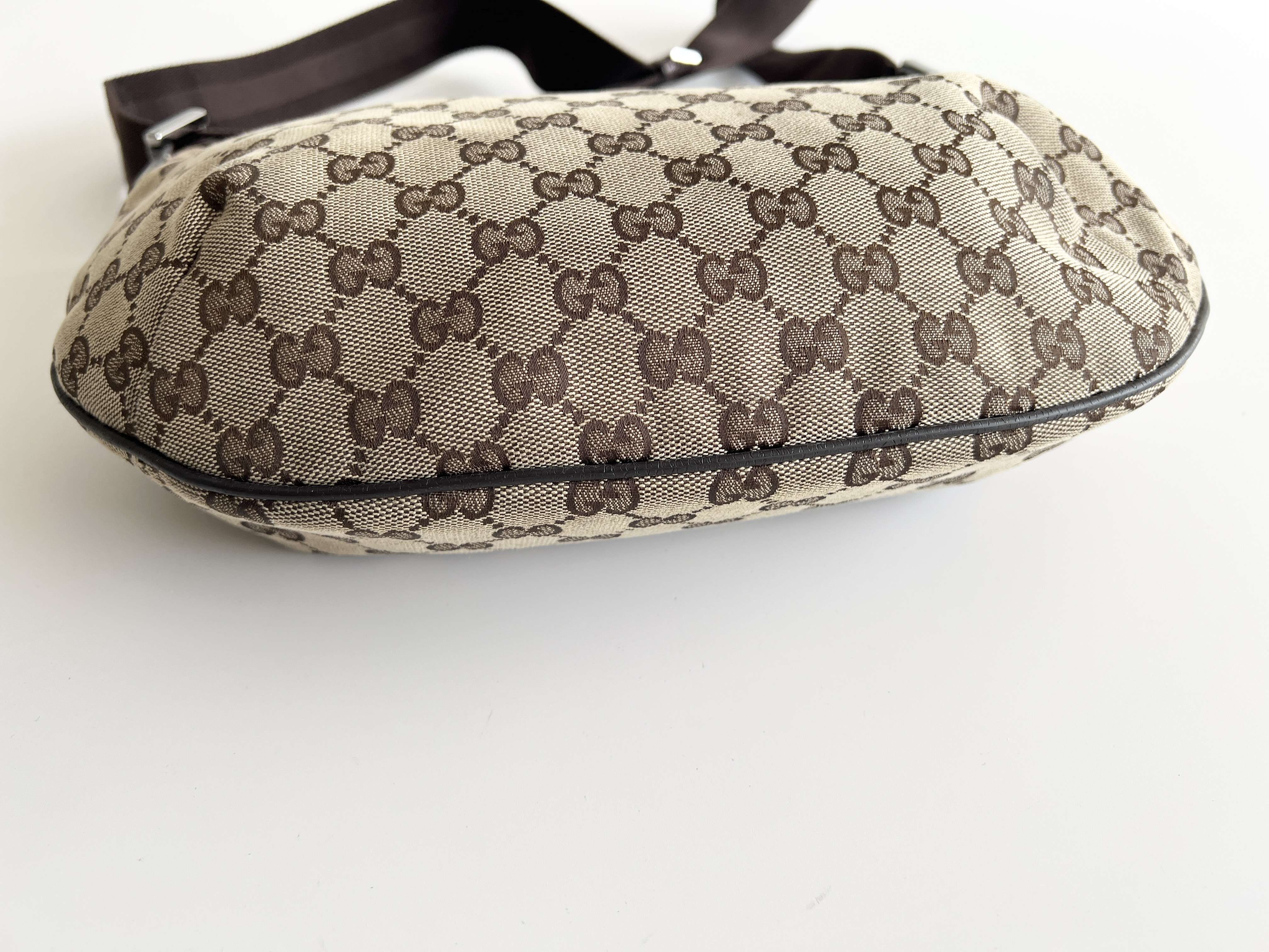 GG Canvas Leather Moon One-Shoulder Bag (Shoulder Bag) — view 13