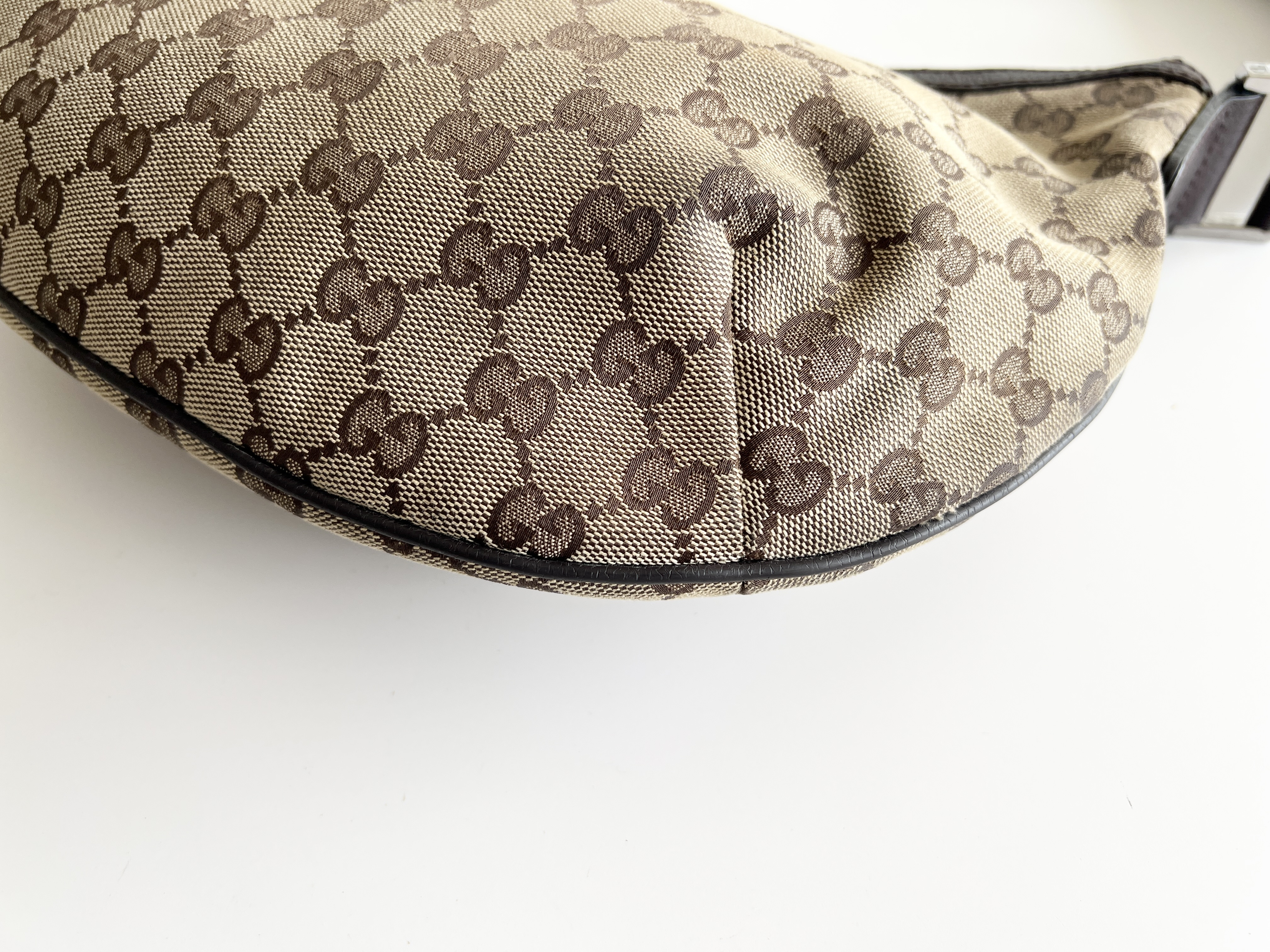 GG Canvas Leather Moon One-Shoulder Bag (Shoulder Bag) — view 10