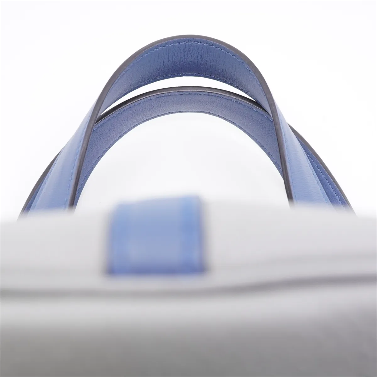 Picotin Lock 18 PM Togo Handbag, Gris Mouette x Blue Agate, Silver Hardware, X: 2016 — view 6