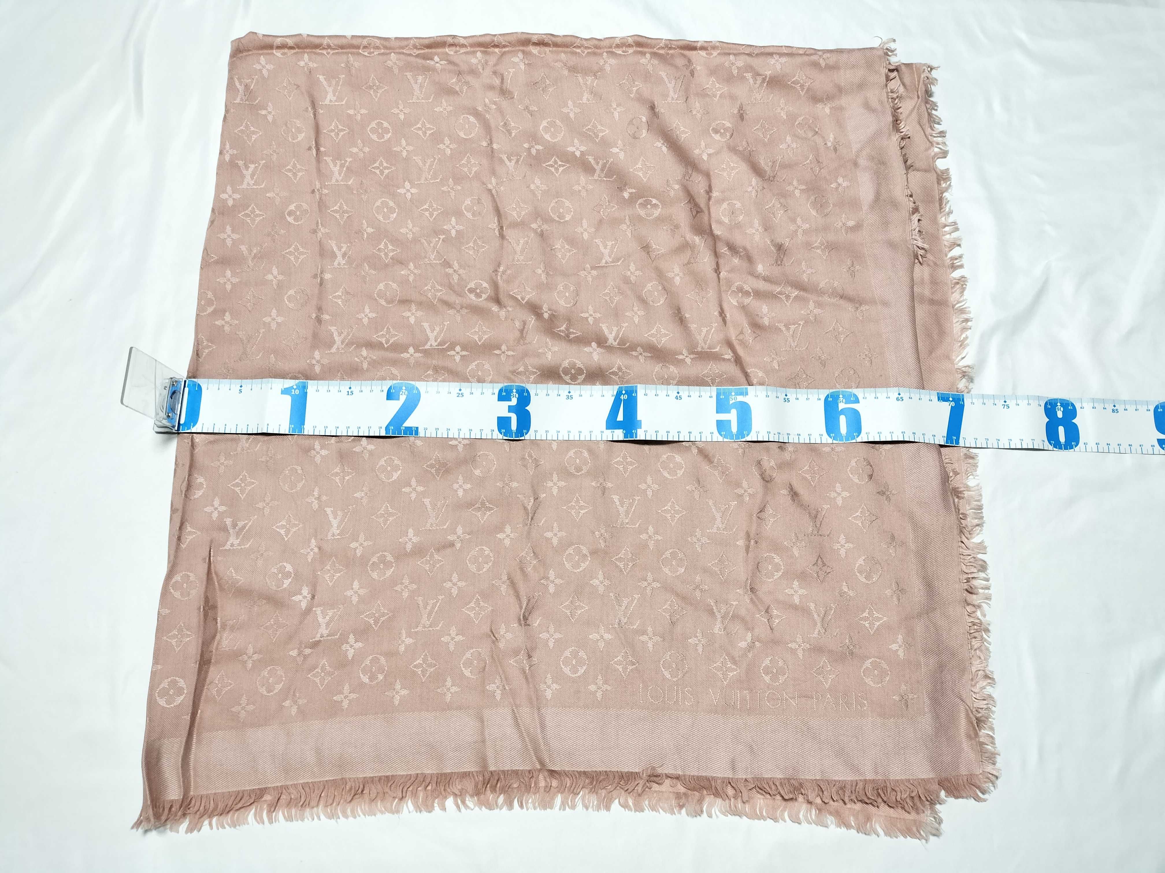 M74441 Shawl and other accessories — view 3
