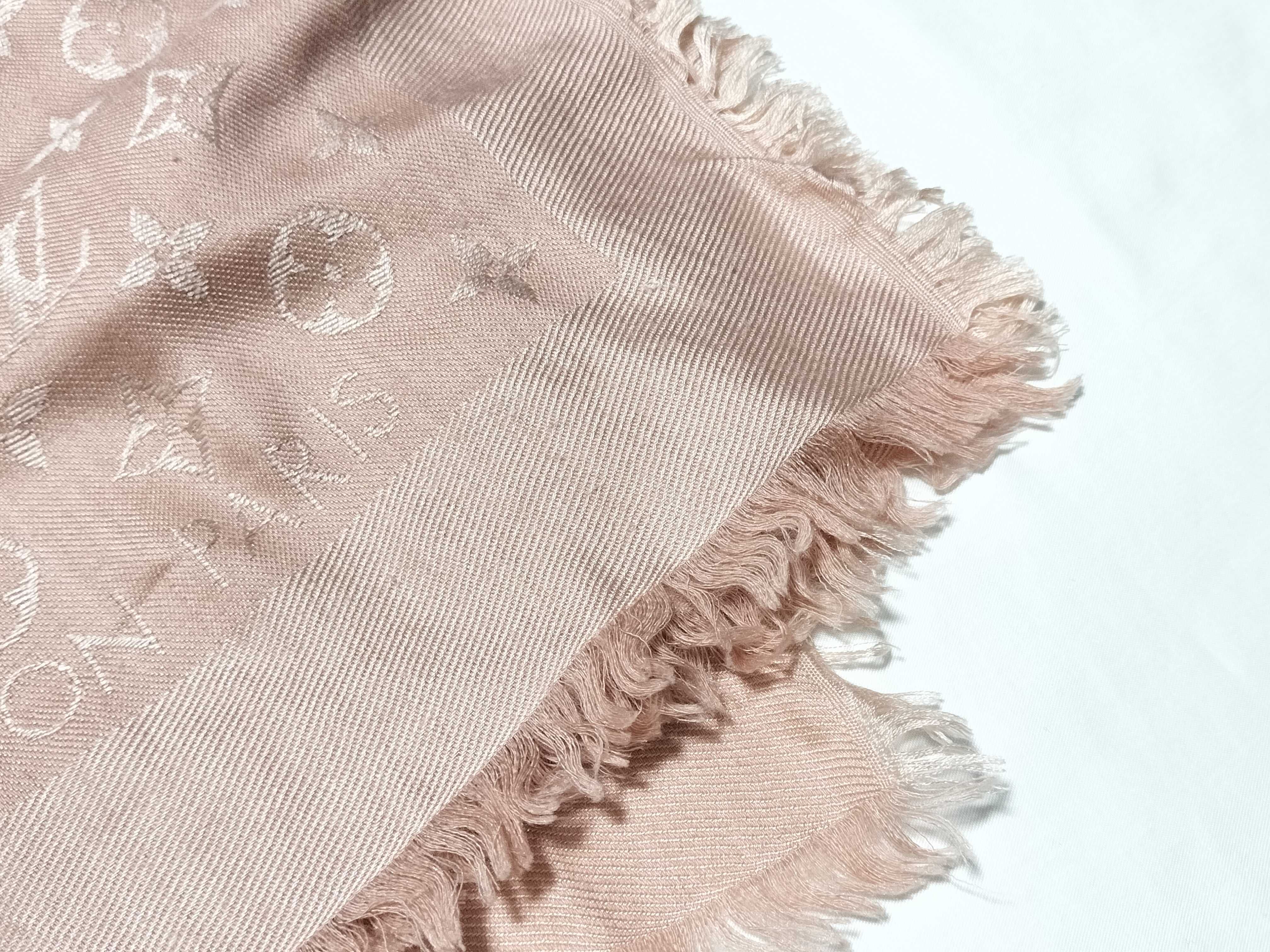 M74441 Shawl and other accessories — view 6