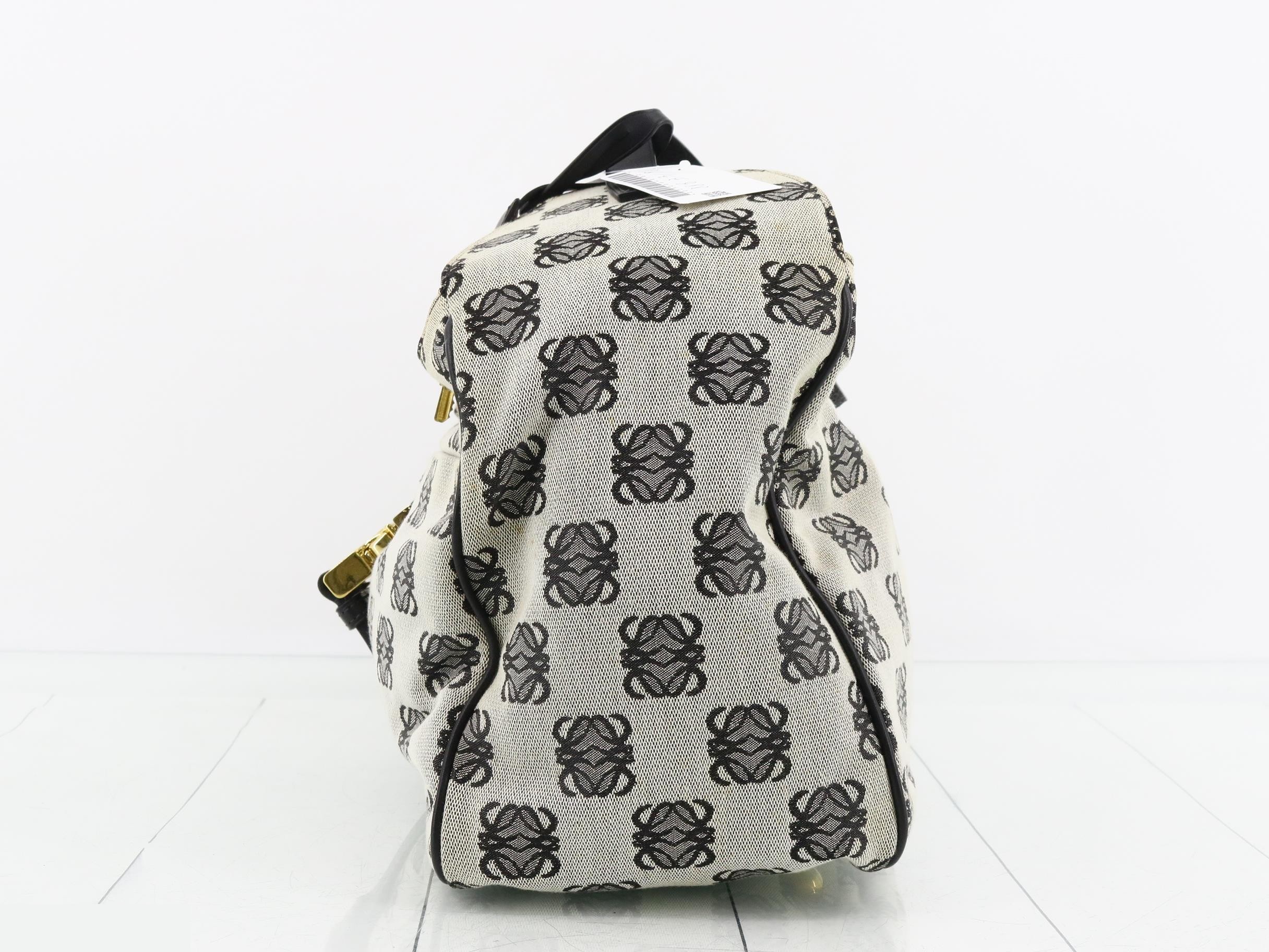 Shoulder bag — view 3