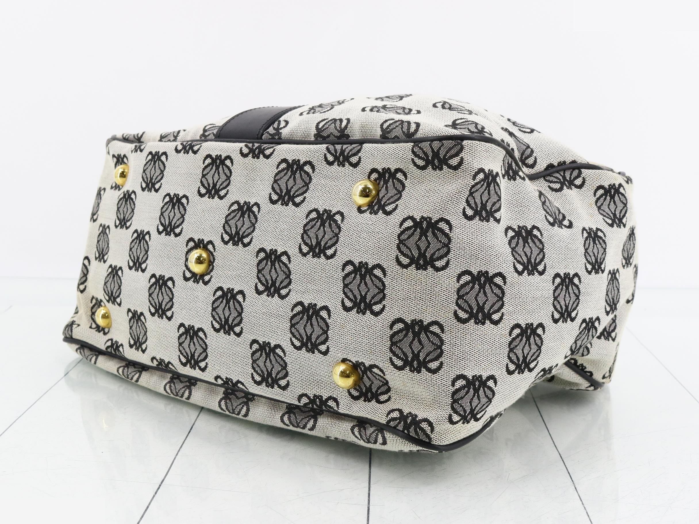 Shoulder bag — view 6