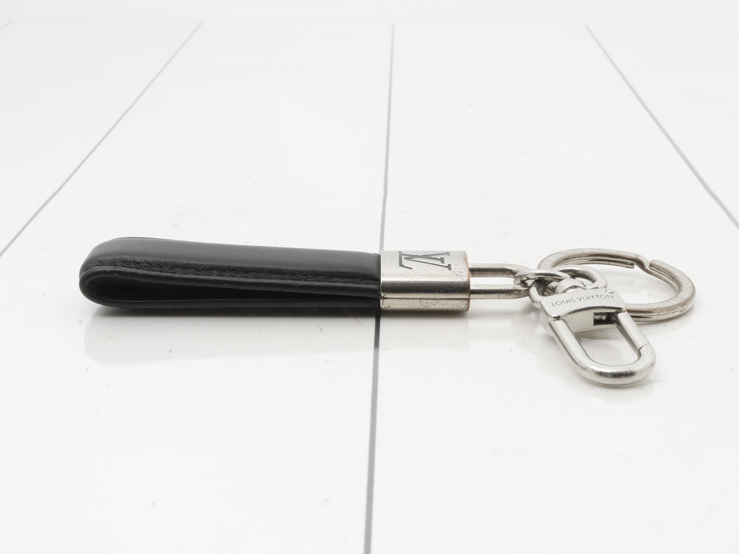 Keychain - LV Padlock — view 3