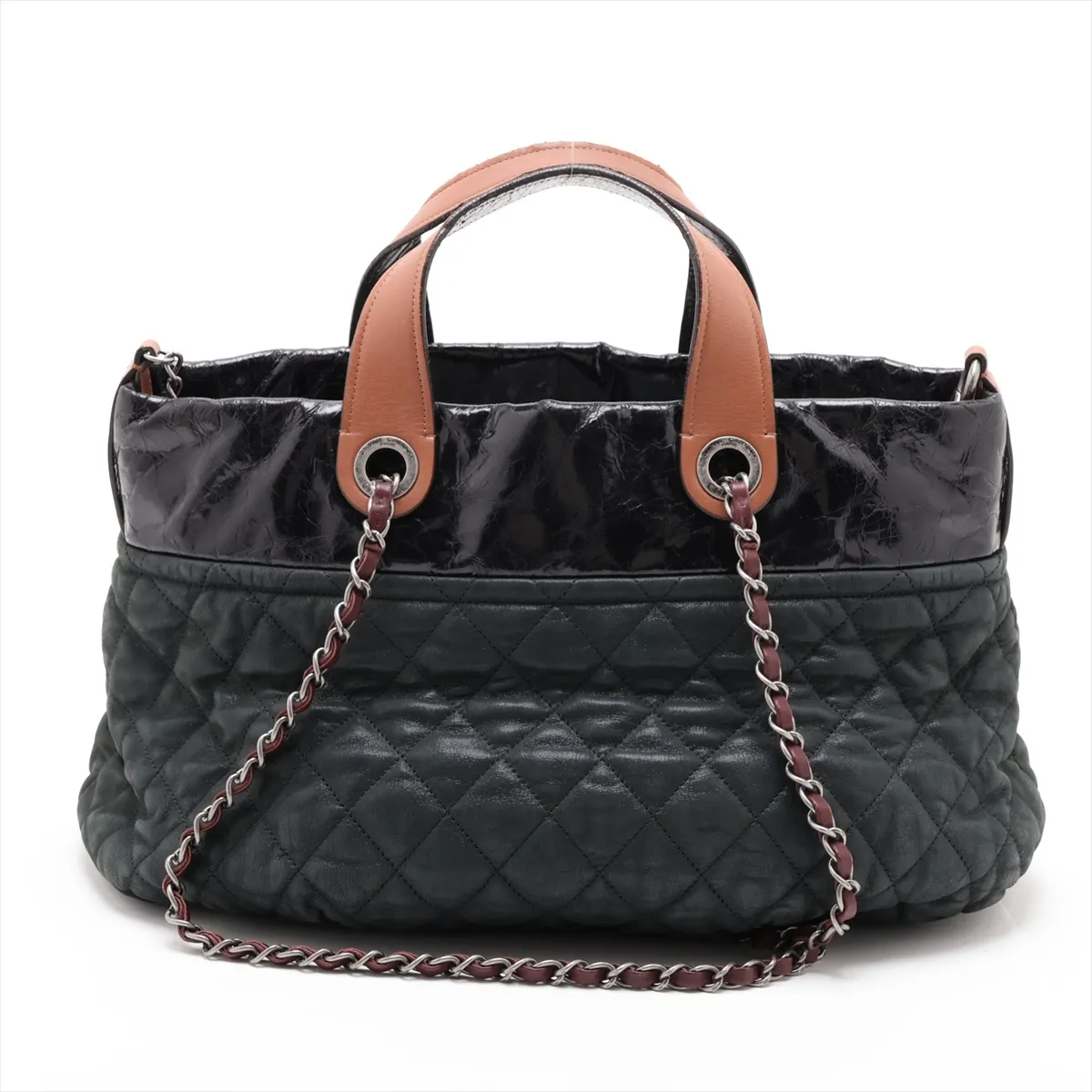 Matelassé Leather 2-Way Handbag, Black with Gunmetal Hardware, Item Number 15144649 (Serial Number 15) — view 2