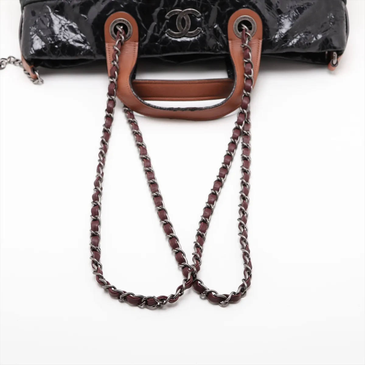 Matelassé Leather 2-Way Handbag, Black with Gunmetal Hardware, Item Number 15144649 (Serial Number 15) — view 5