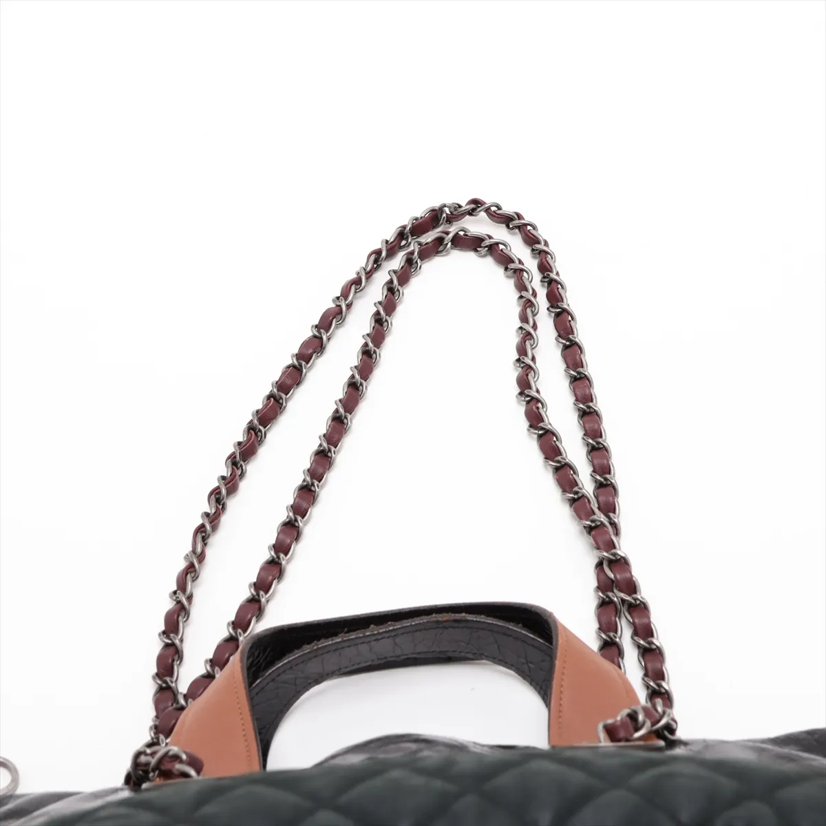Matelassé Leather 2-Way Handbag, Black with Gunmetal Hardware, Item Number 15144649 (Serial Number 15) — view 6