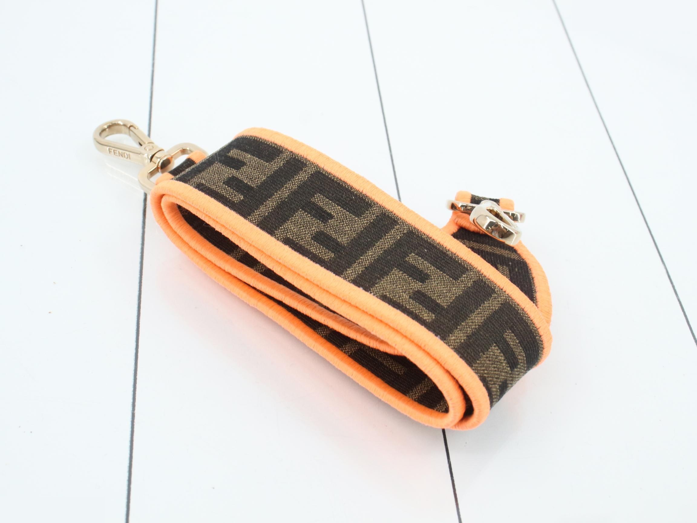 Zucca 2-Way Handbag — view 7