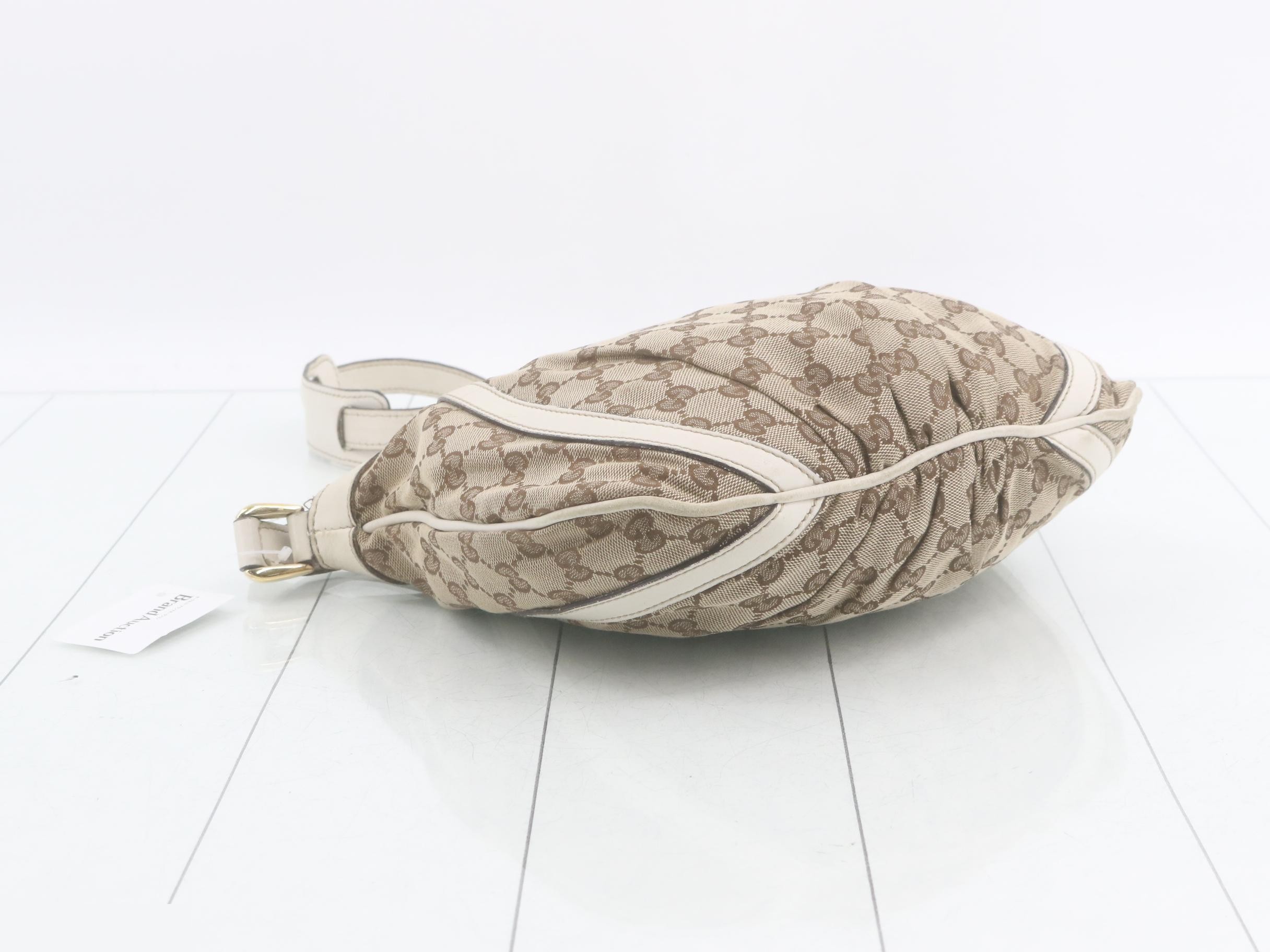 GG Canvas Shoulder Bag — view 5