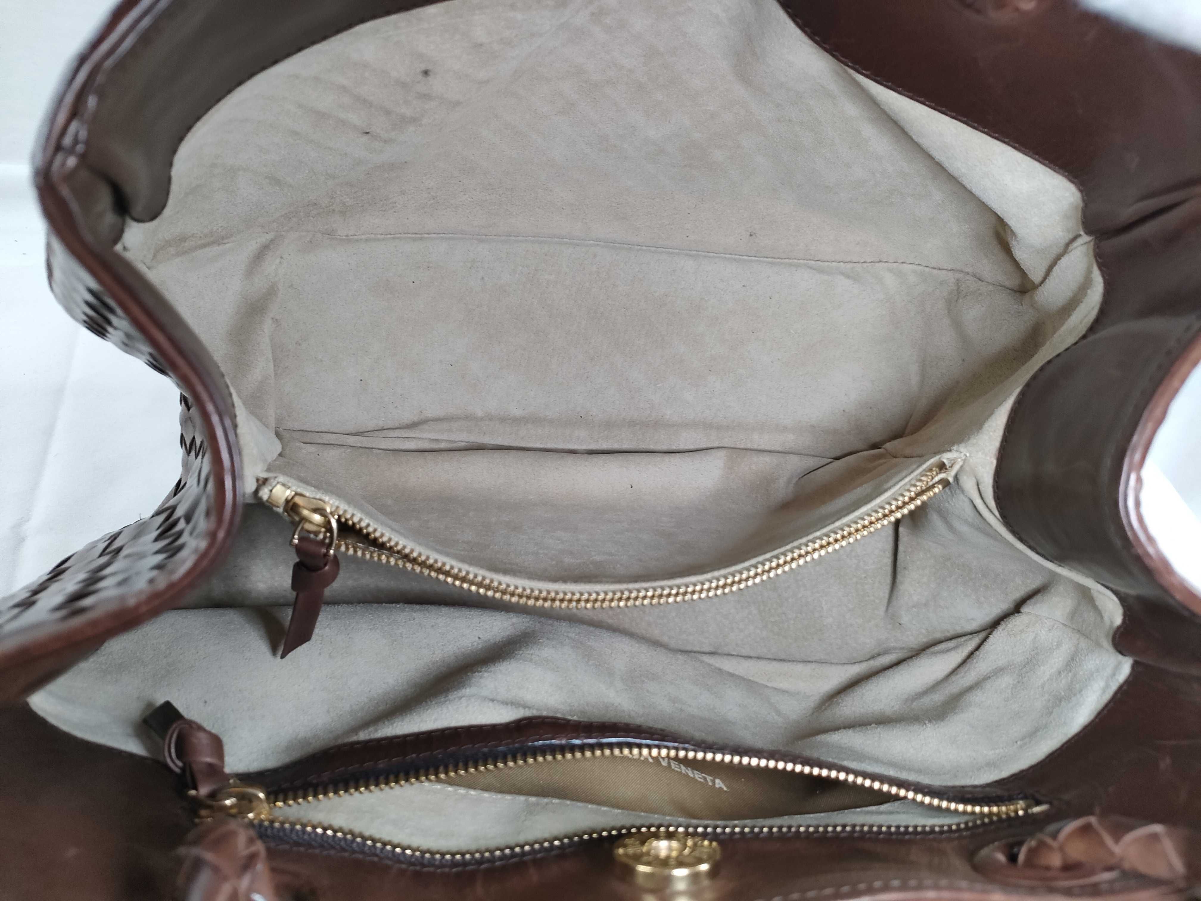 Intrecciato Satchel Handbag — view 9