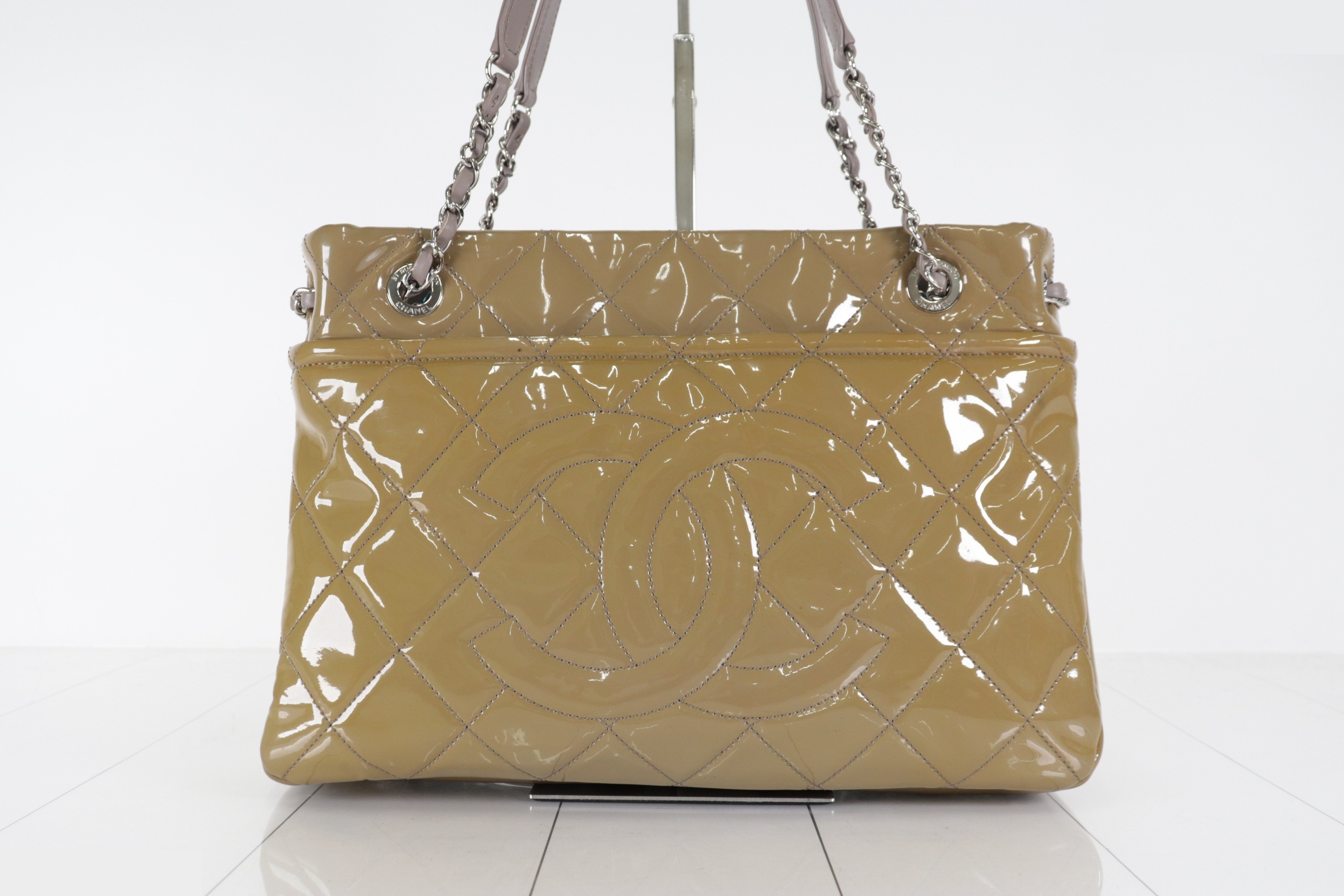 Lambskin x Patent Leather Chain Tote Bag, Olive/Beige, Silver Hardware, Series 17 — view 2