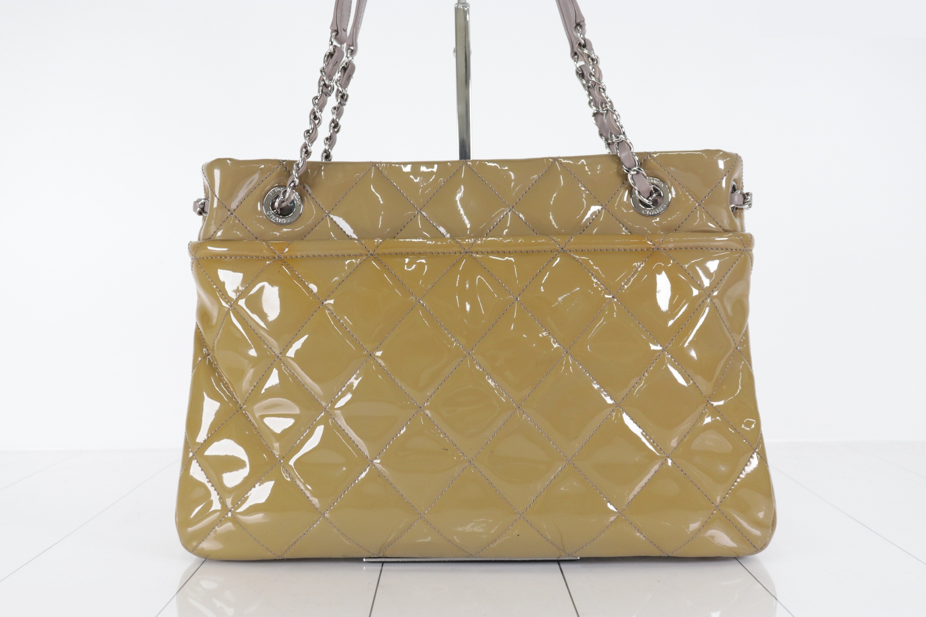 Lambskin x Patent Leather Chain Tote Bag, Olive/Beige, Silver Hardware, Series 17 — view 3