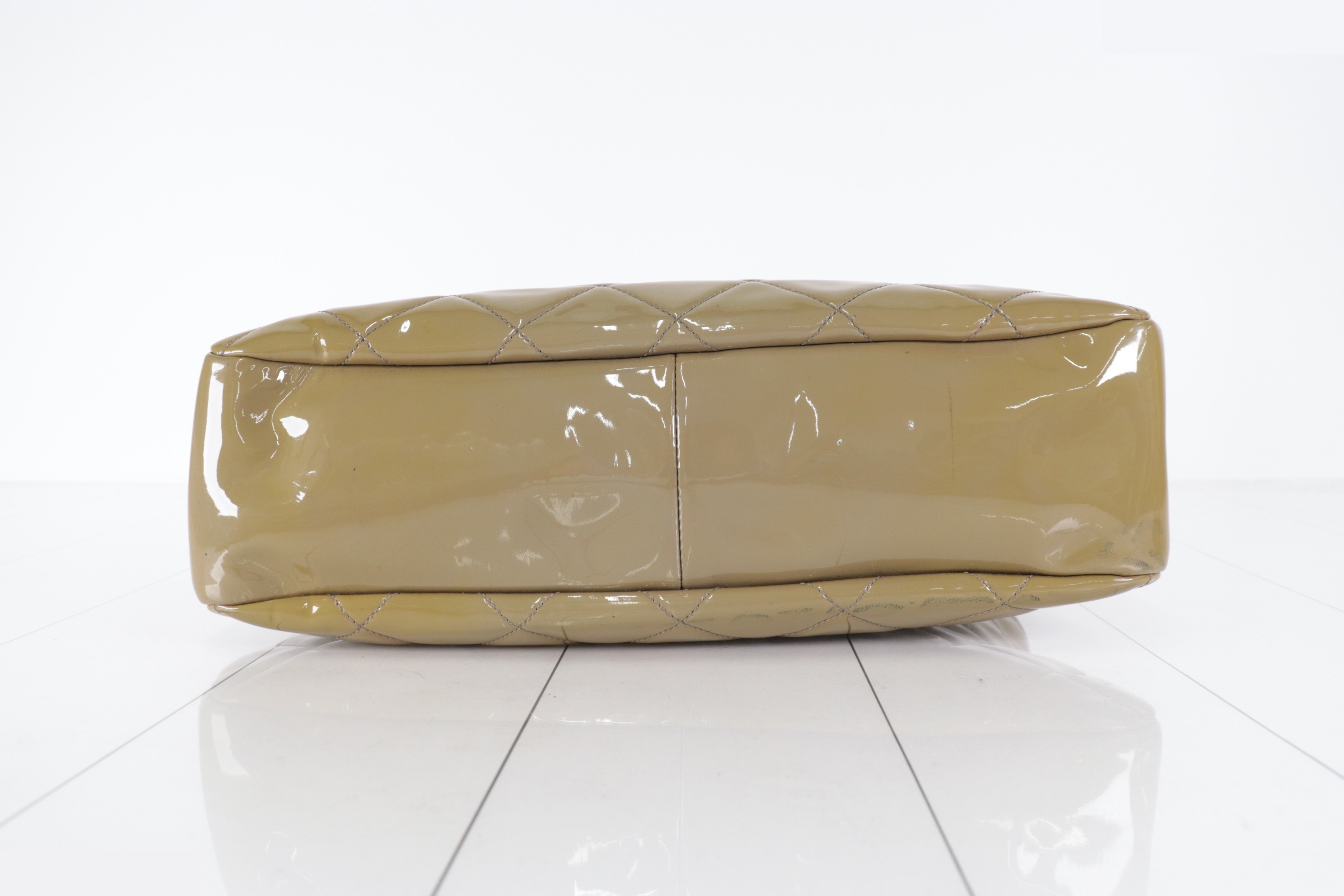 Lambskin x Patent Leather Chain Tote Bag, Olive/Beige, Silver Hardware, Series 17 — view 7