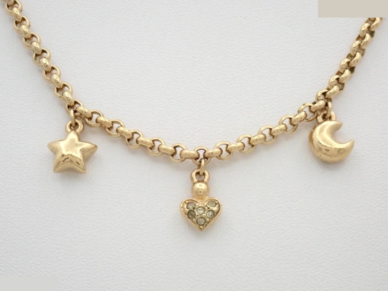necklace, chain approximately 42cm